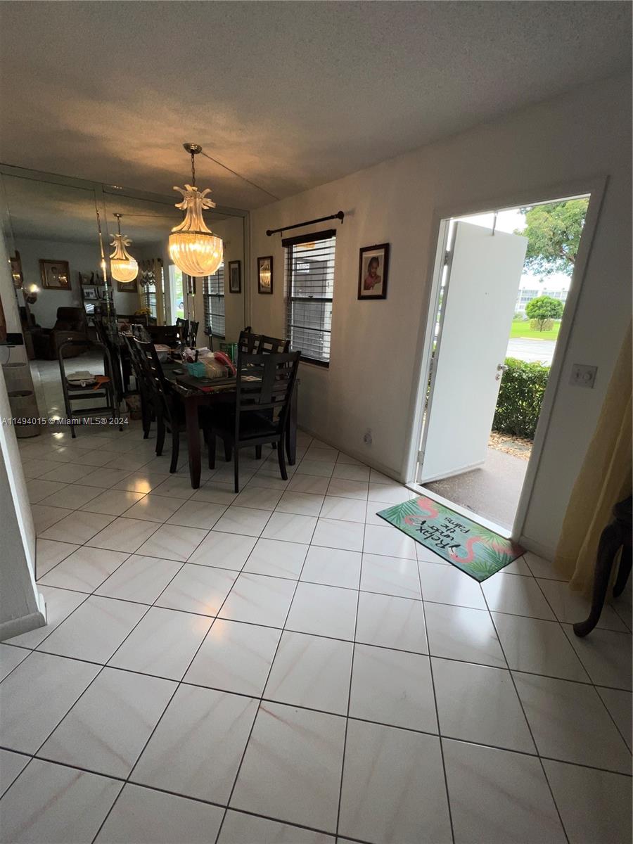 1038 Hythe C, Boca Raton, FL, 33434 United States, 2 Bedrooms Bedrooms, ,2 BathroomsBathrooms,Residential,For Sale,Hythe C,A11494015