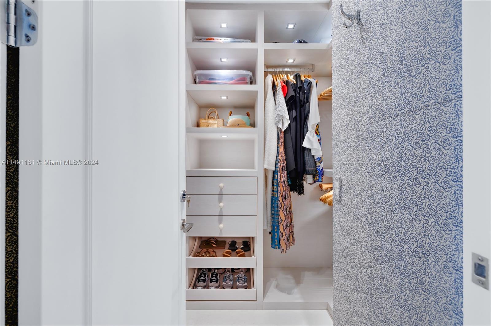 9705 Collins Ave 2102N, Bal Harbour, Florida 33154, 6 Bedrooms Bedrooms, ,6 BathroomsBathrooms,Residential,For Sale,9705 Collins Ave 2102N,A11491161