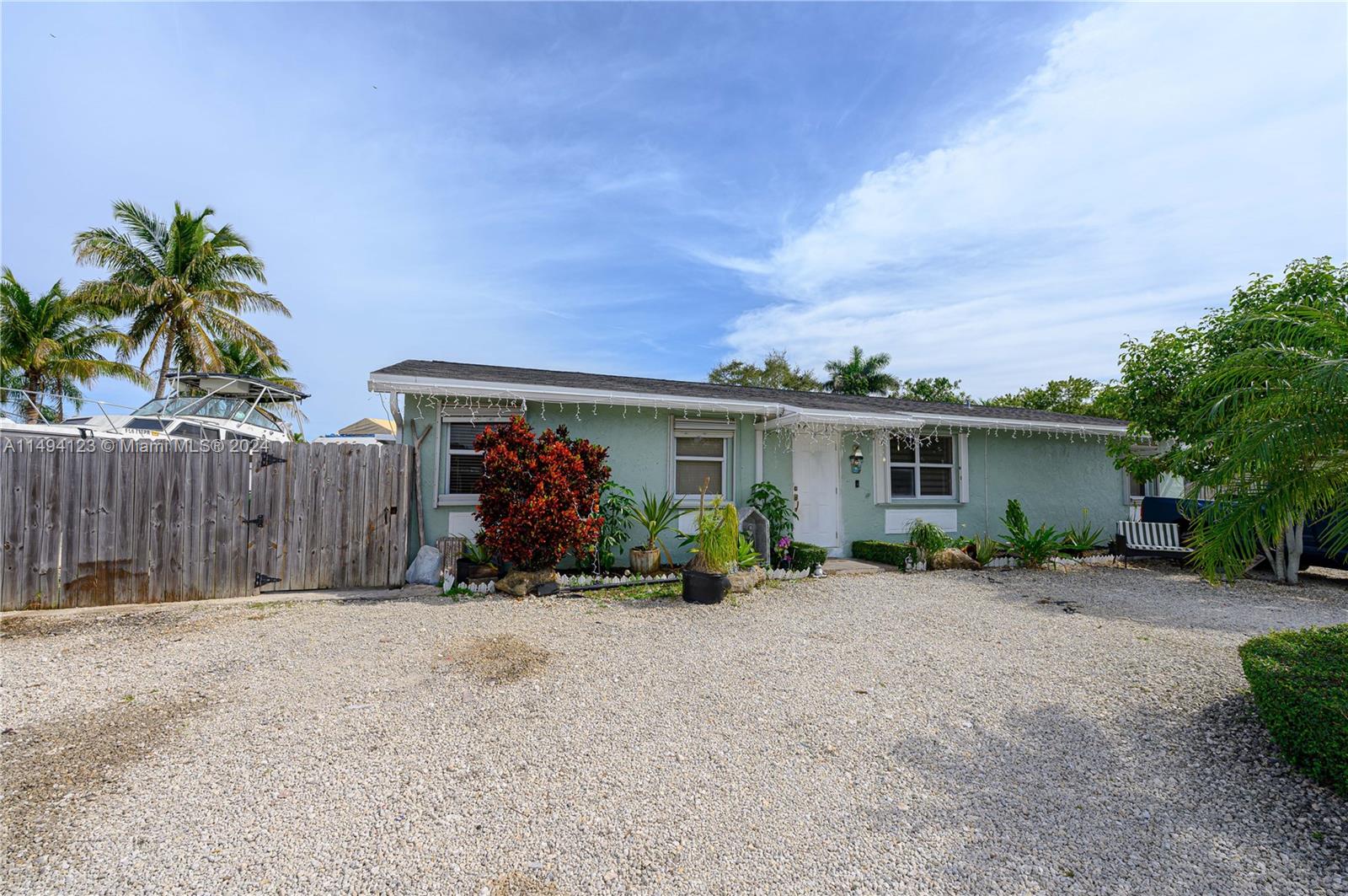 509 SW 16th Ter, Homestead, Florida 33030, 4 Bedrooms Bedrooms, ,2 BathroomsBathrooms,Residential,For Sale,509 SW 16th Ter,A11494123