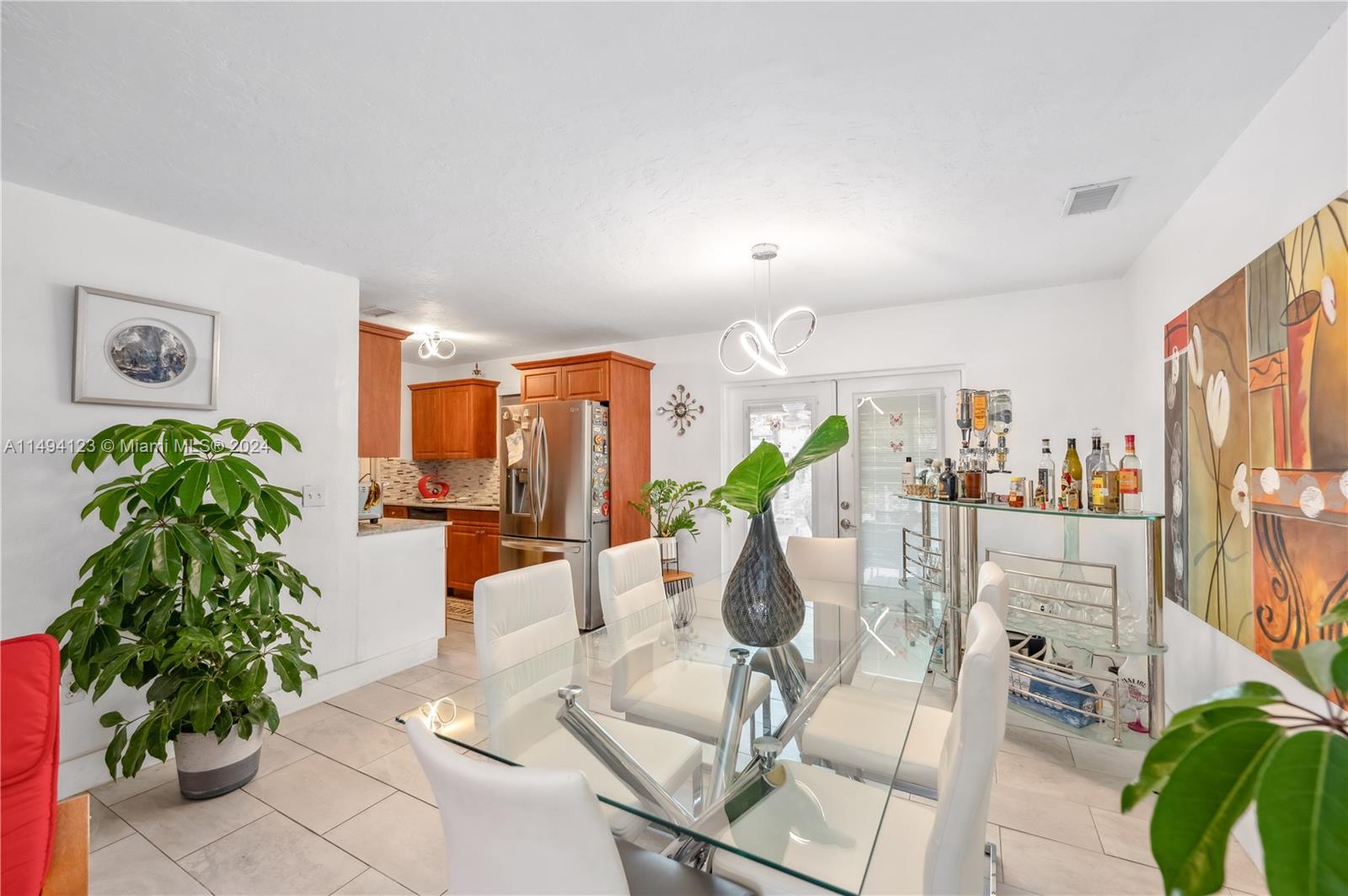 509 SW 16th Ter, Homestead, Florida 33030, 4 Bedrooms Bedrooms, ,2 BathroomsBathrooms,Residential,For Sale,509 SW 16th Ter,A11494123