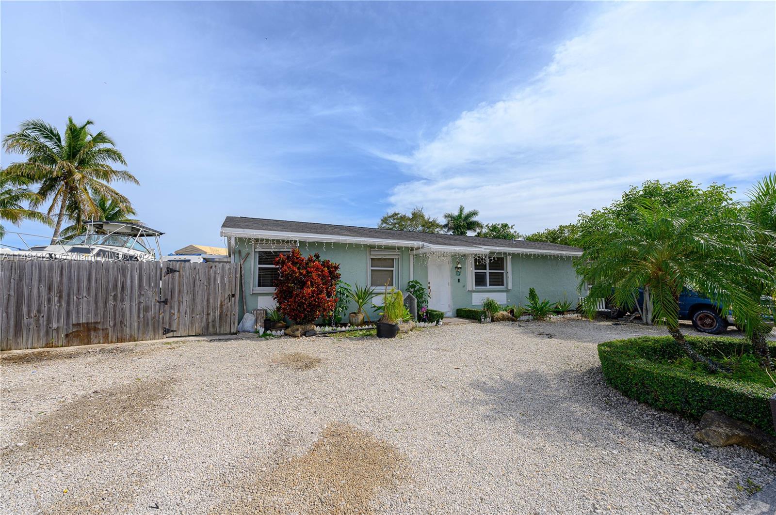 509 SW 16th Ter, Homestead, Florida 33030, 4 Bedrooms Bedrooms, ,2 BathroomsBathrooms,Residential,For Sale,509 SW 16th Ter,A11494123
