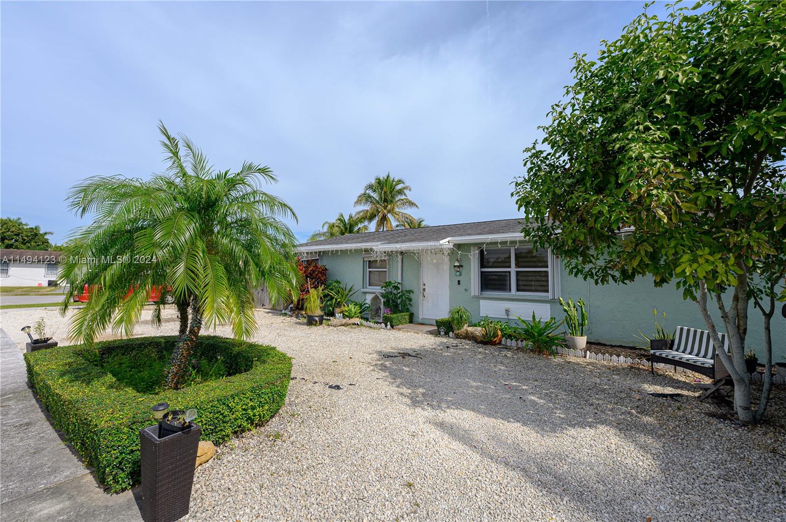509 SW 16th Ter, Homestead, Florida 33030, 4 Bedrooms Bedrooms, ,2 BathroomsBathrooms,Residential,For Sale,509 SW 16th Ter,A11494123
