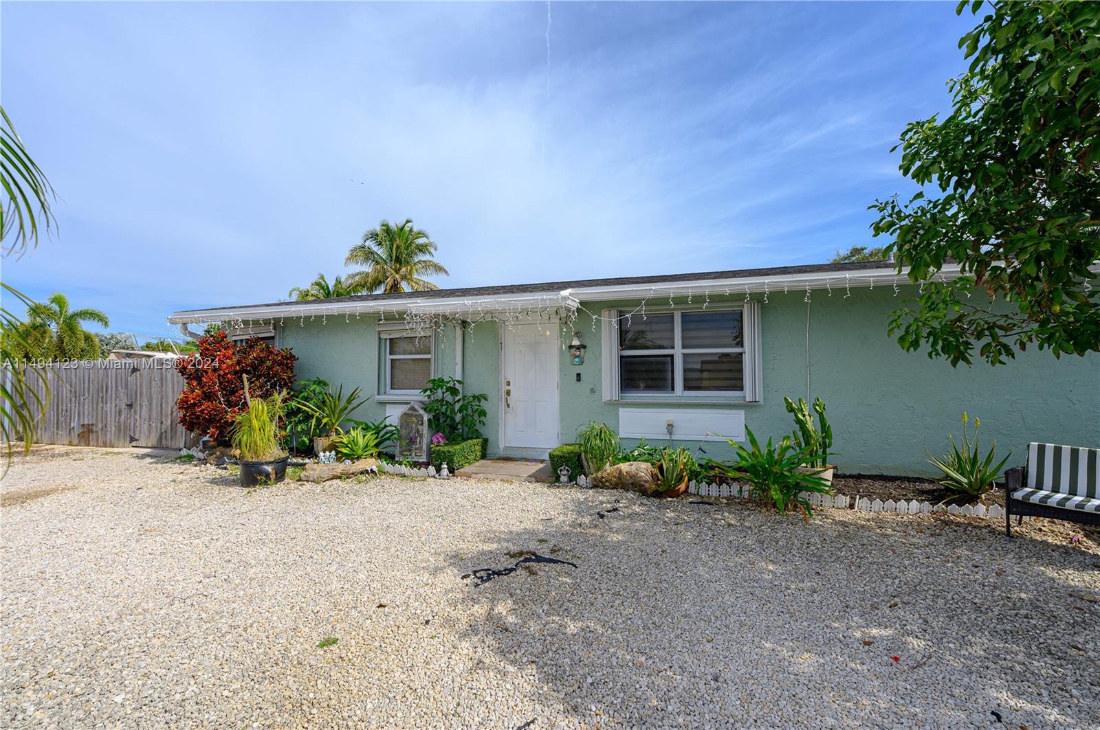 509 SW 16th Ter, Homestead, Florida 33030, 4 Bedrooms Bedrooms, ,2 BathroomsBathrooms,Residential,For Sale,509 SW 16th Ter,A11494123