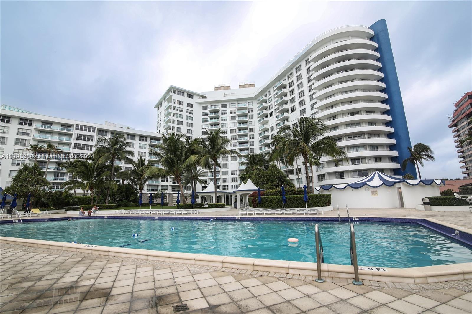 5151 Collins Ave 827, Miami Beach, Florida 33140, 1 Bedroom Bedrooms, ,1 BathroomBathrooms,Residential,For Sale,5151 Collins Ave 827,A11493008