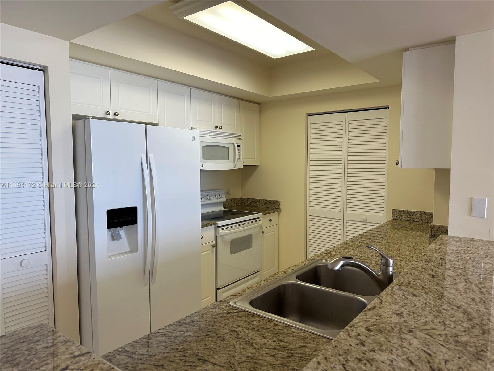 19501 W Country Club Dr 1912, Aventura, Florida 33180, 2 Bedrooms Bedrooms, ,2 BathroomsBathrooms,Residential,For Sale,19501 W Country Club Dr 1912,A11494172