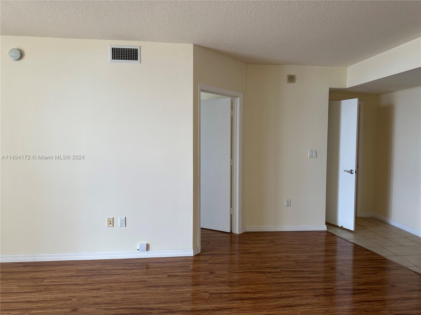 19501 W Country Club Dr 1912, Aventura, Florida 33180, 2 Bedrooms Bedrooms, ,2 BathroomsBathrooms,Residential,For Sale,19501 W Country Club Dr 1912,A11494172