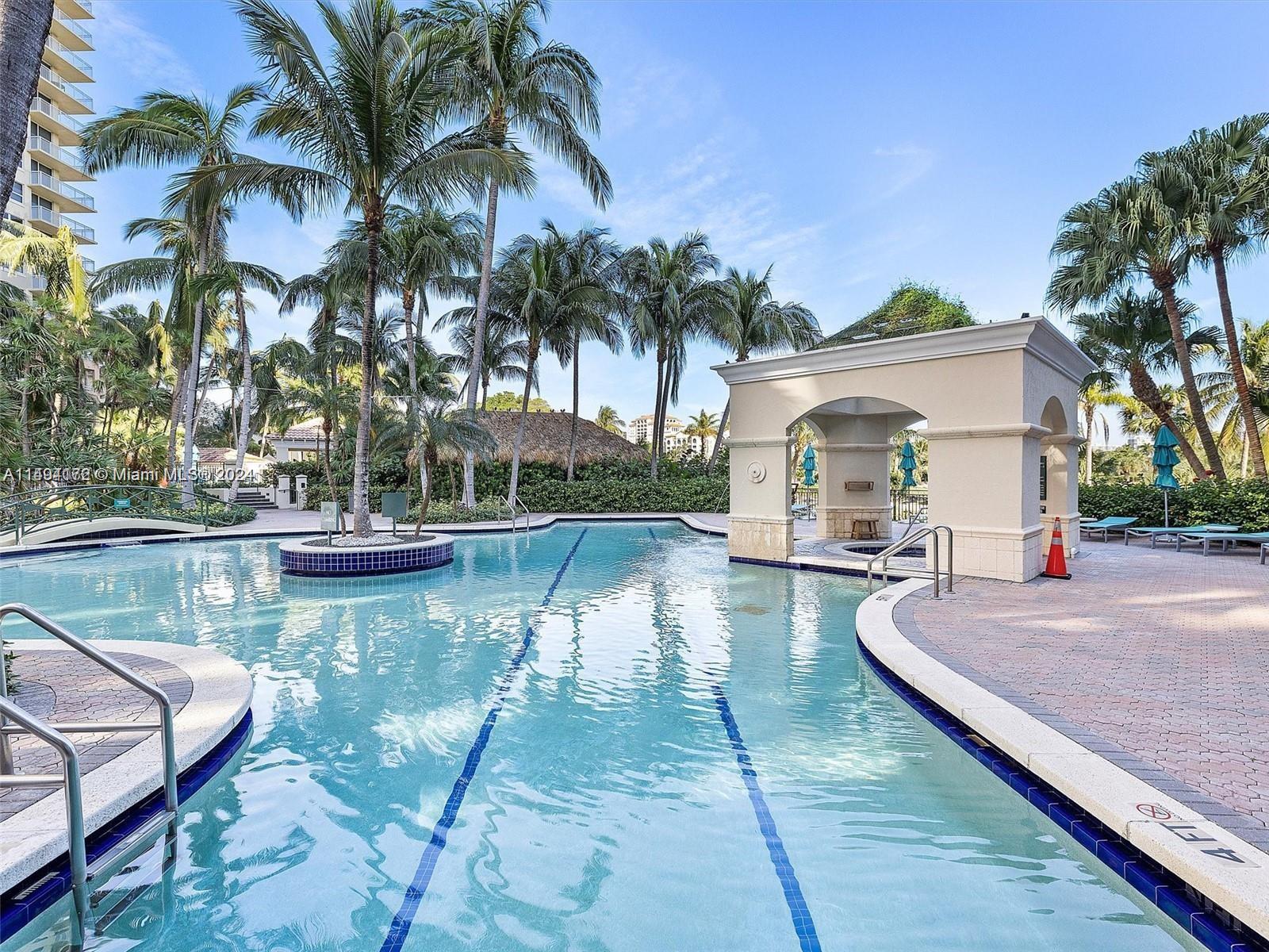 19501 W Country Club Dr 1912, Aventura, Florida 33180, 2 Bedrooms Bedrooms, ,2 BathroomsBathrooms,Residential,For Sale,19501 W Country Club Dr 1912,A11494172
