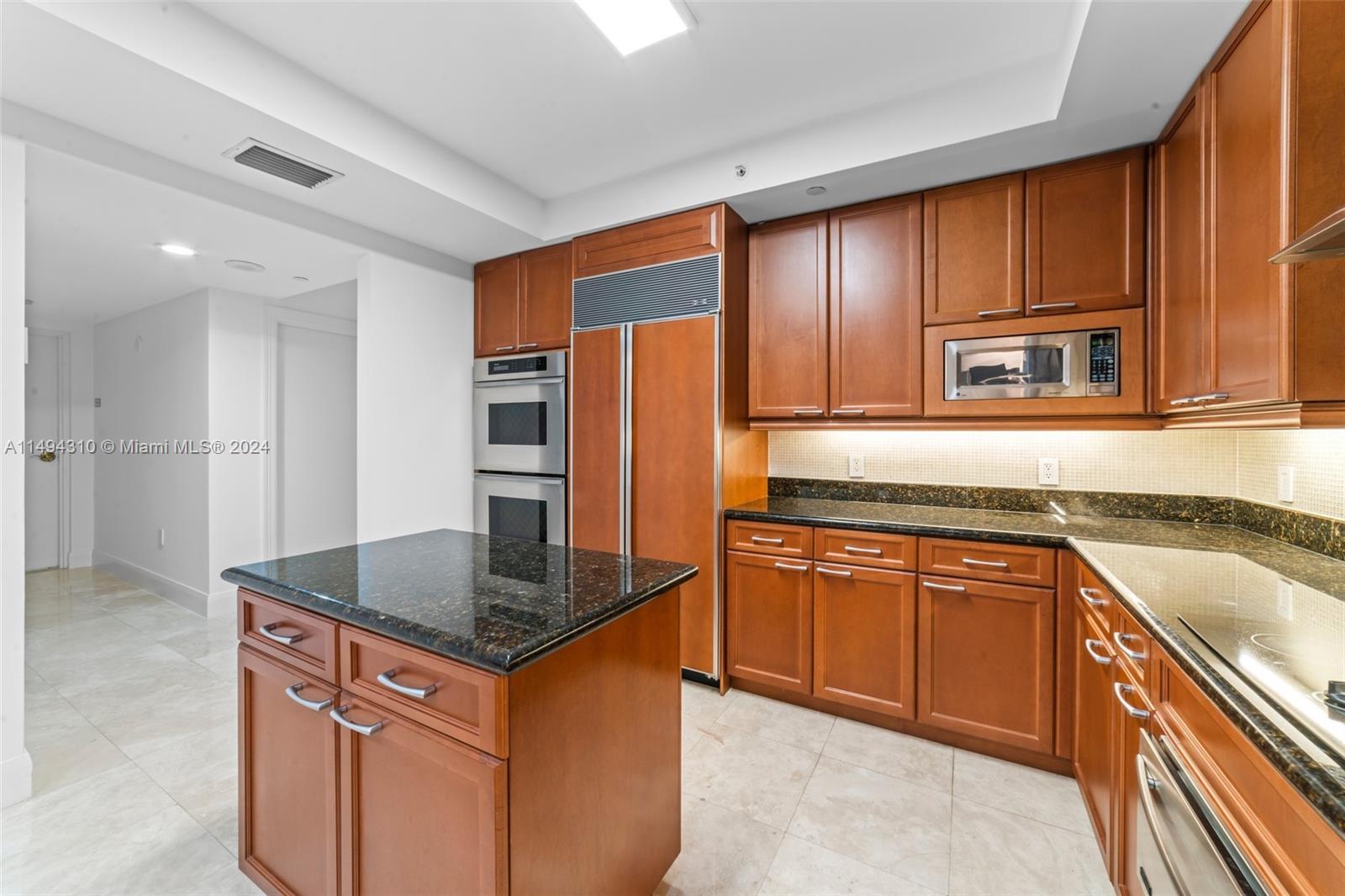 20201 Country Club Dr, Aventura, FL, 33180 United States, 2 Bedrooms Bedrooms, ,2 BathroomsBathrooms,Residential,For Sale,Country Club Dr,A11494310