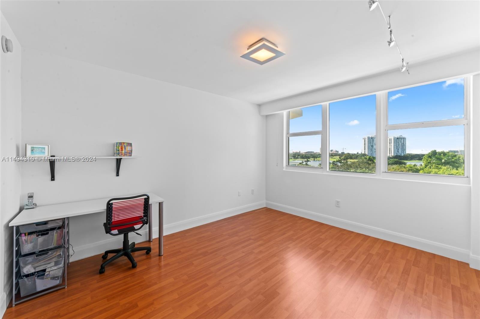 20201 Country Club Dr, Aventura, FL, 33180 United States, 2 Bedrooms Bedrooms, ,2 BathroomsBathrooms,Residential,For Sale,Country Club Dr,A11494310