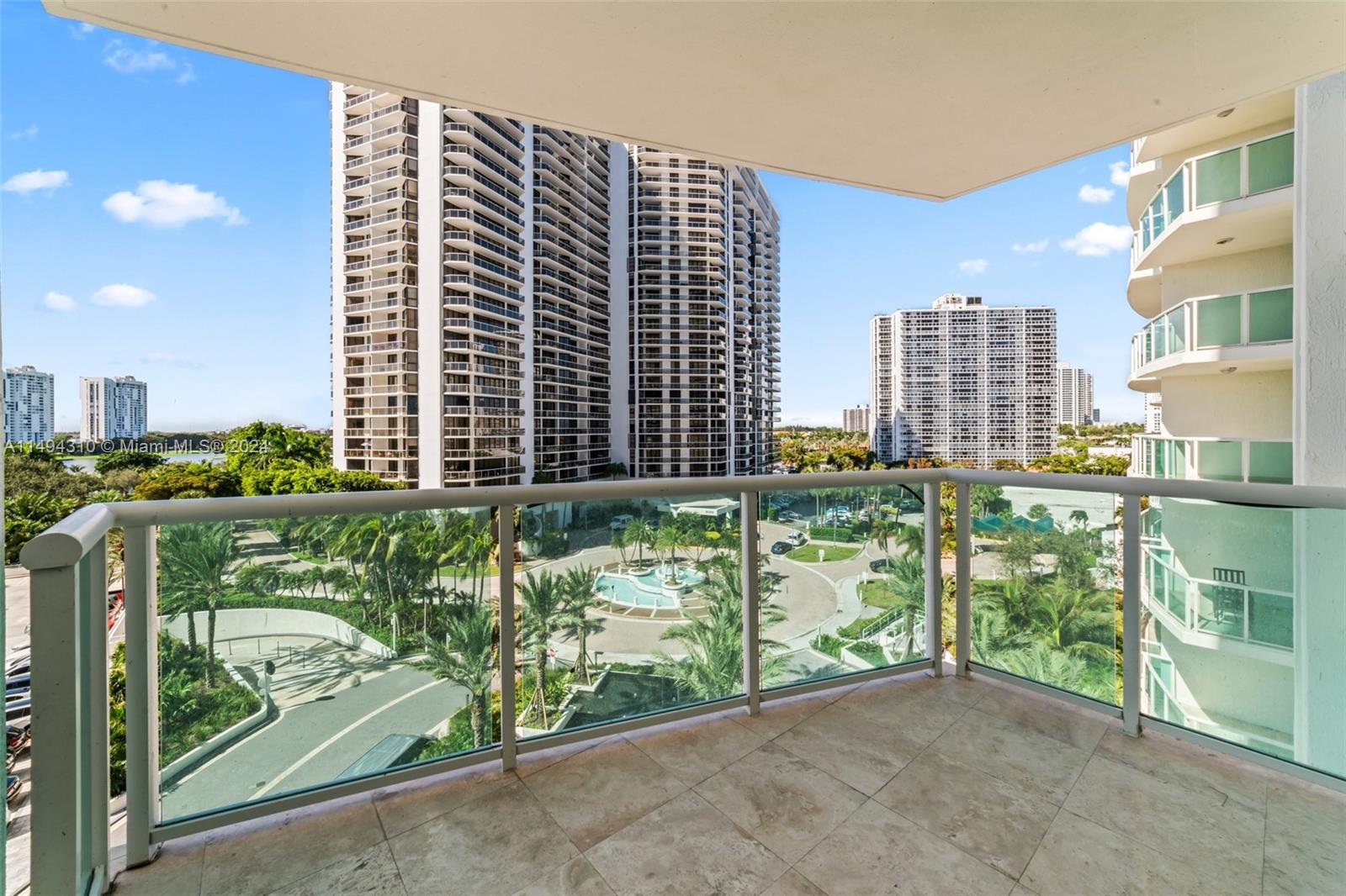 20201 Country Club Dr, Aventura, FL, 33180 United States, 2 Bedrooms Bedrooms, ,2 BathroomsBathrooms,Residential,For Sale,Country Club Dr,A11494310