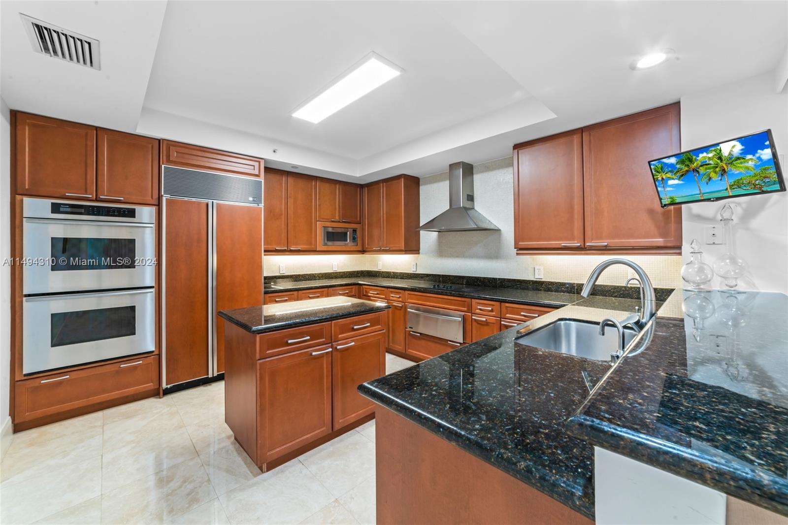 20201 Country Club Dr, Aventura, FL, 33180 United States, 2 Bedrooms Bedrooms, ,2 BathroomsBathrooms,Residential,For Sale,Country Club Dr,A11494310