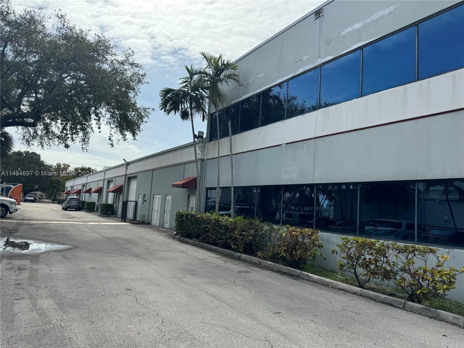 2870 Stirling Rd, Hollywood, Florida 33020, ,Commercialsale,For Sale,2870 Stirling Rd,A11494697