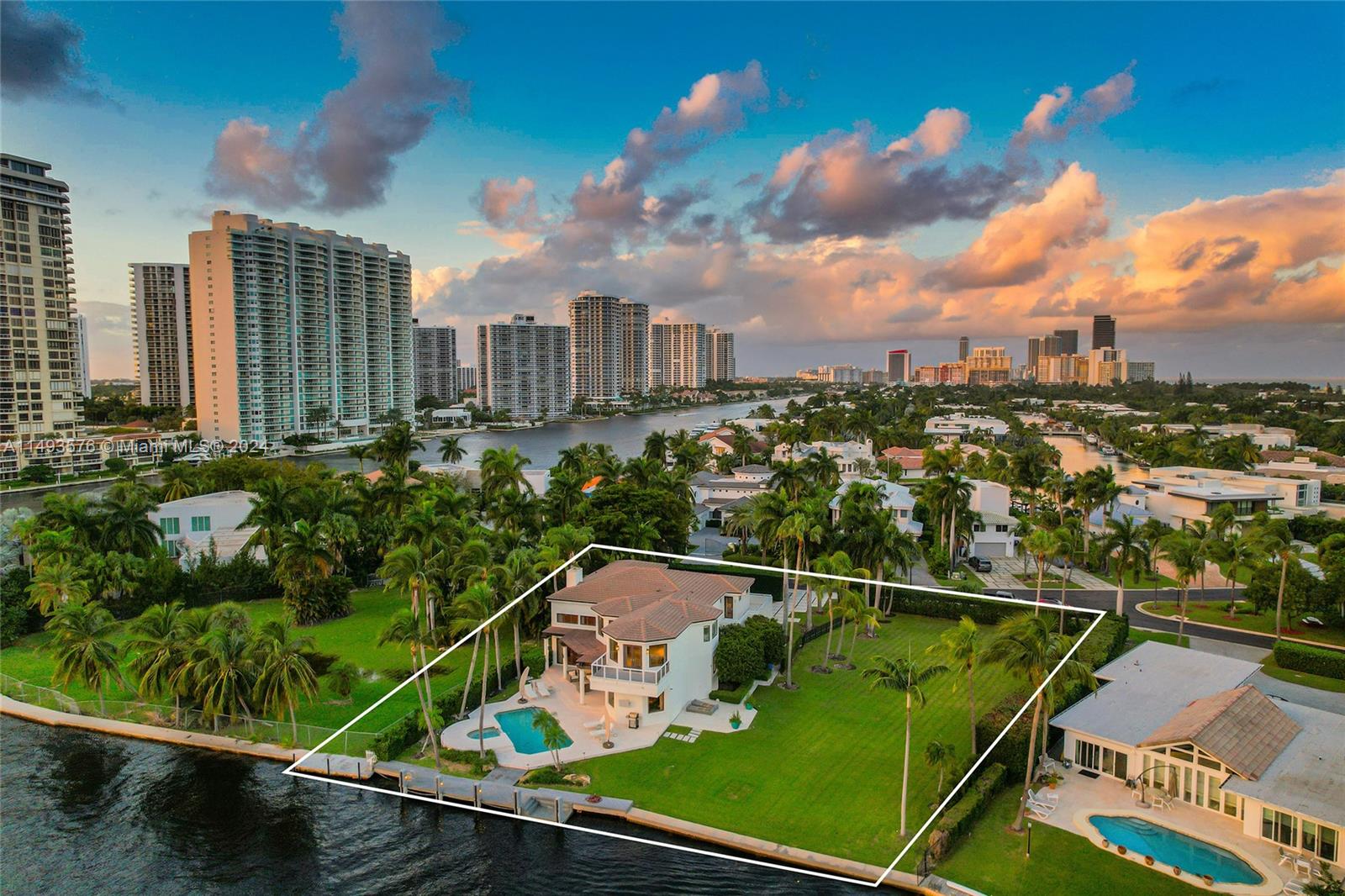 288 Parkway Pkwy, Golden Beach, FL, 33160 United States, 6 Bedrooms Bedrooms, ,5 BathroomsBathrooms,Residential,For Sale,Parkway Pkwy,A11493576