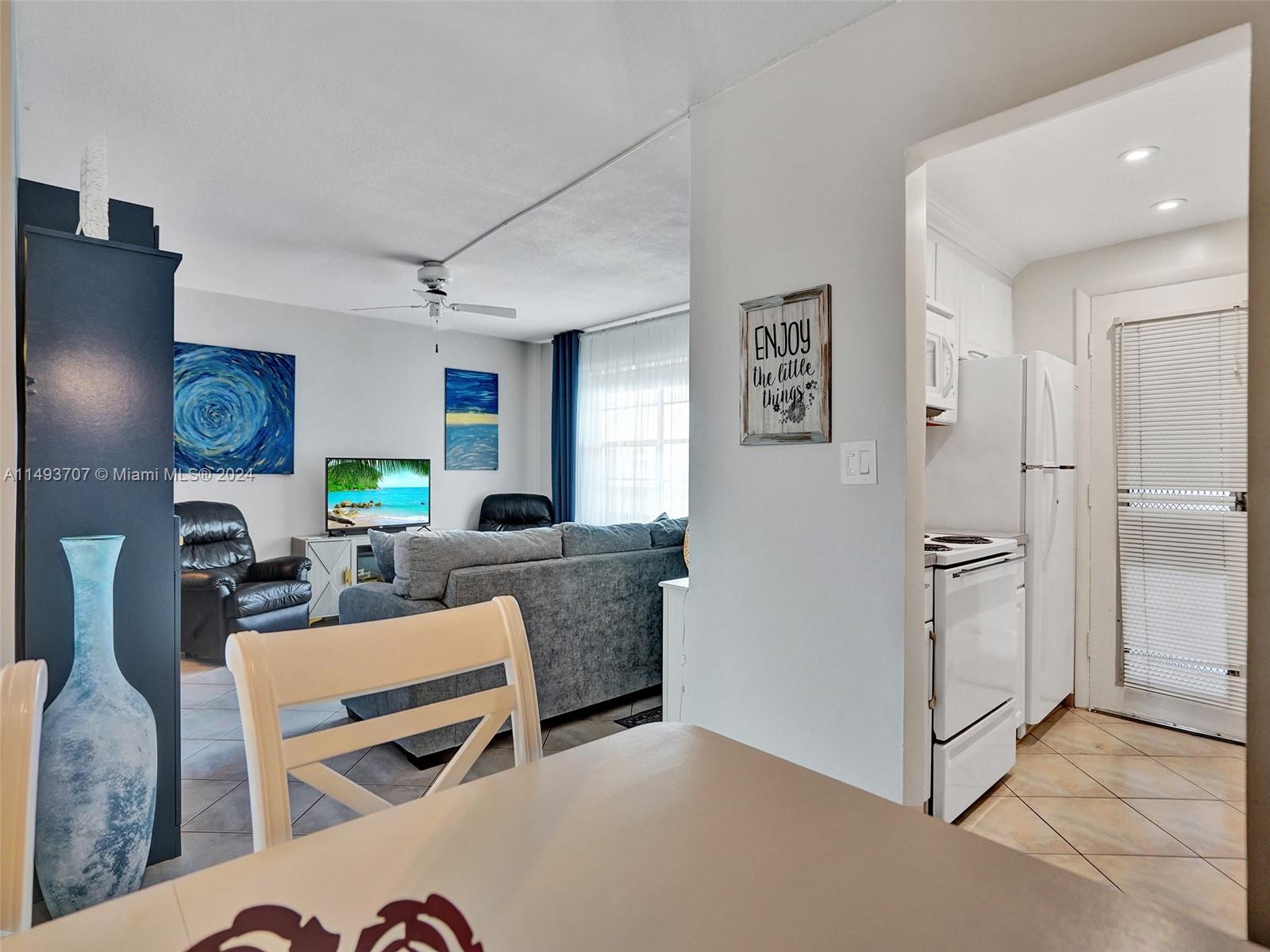 16900 NE 14th Ave 308, North Miami Beach, Florida 33162, 1 Bedroom Bedrooms, ,1 BathroomBathrooms,Residential,For Sale,16900 NE 14th Ave 308,A11493707