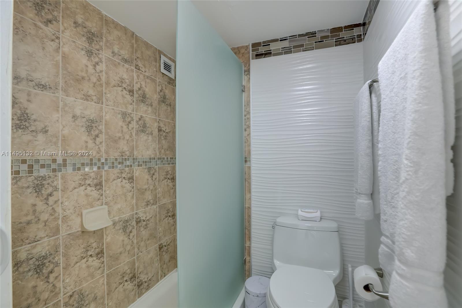 17011 Bay Rd, Sunny Isles Beach, FL, 33160 United States, 1 Bedroom Bedrooms, ,1 BathroomBathrooms,Residential,For Sale,Bay Rd,A11495132