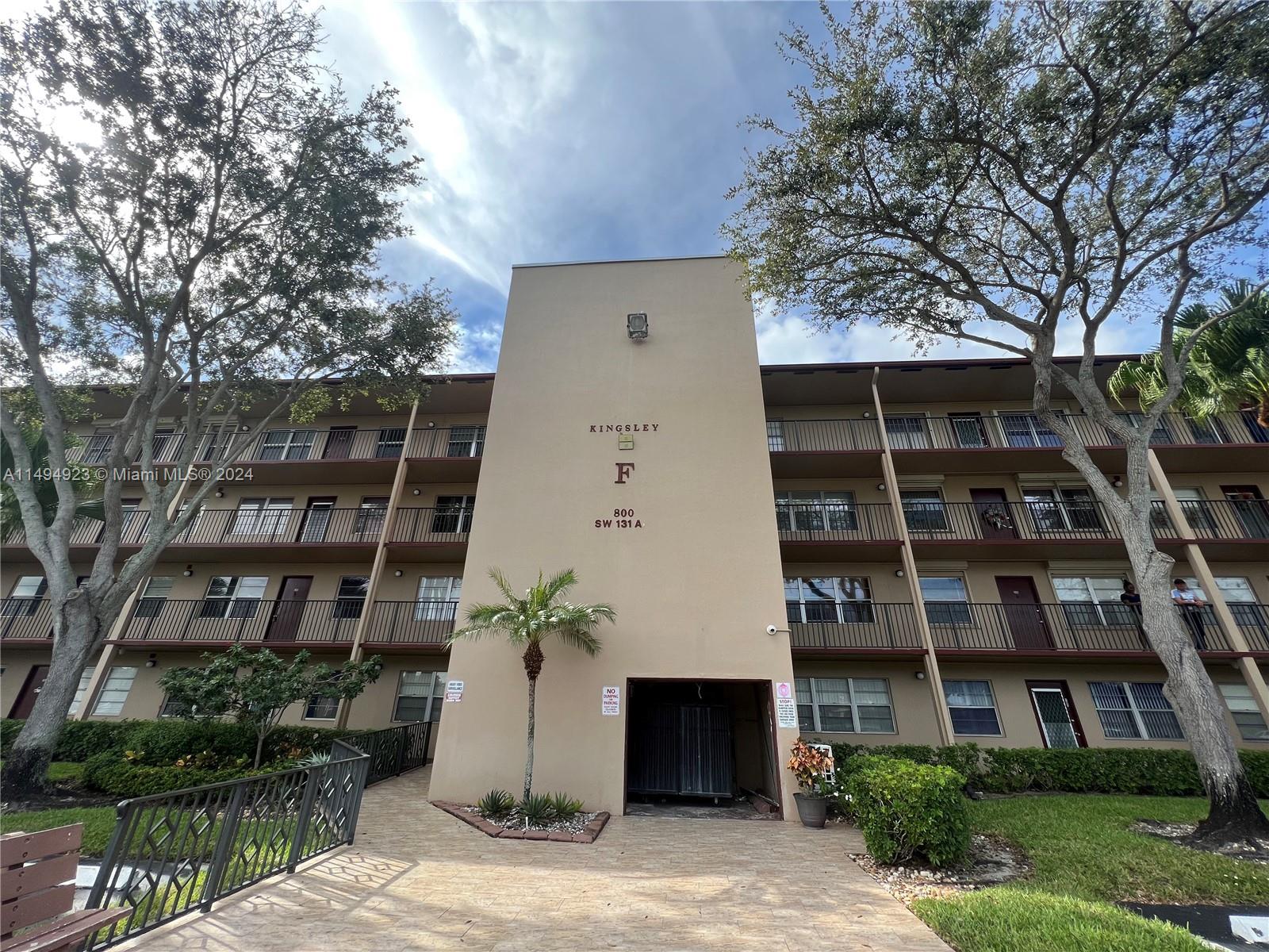 800 SW 131st Ave #206F For Sale A11494923, FL