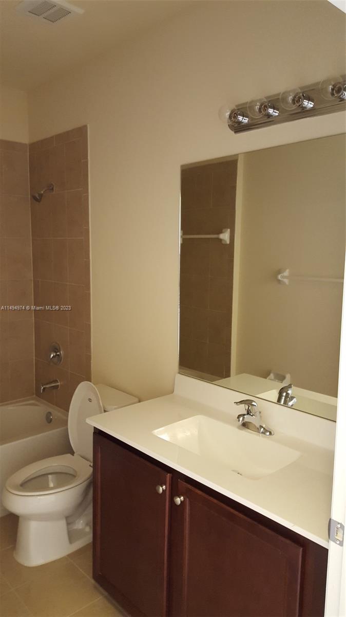 142 SE 28th Ter 7, Homestead, Florida 33033, 3 Bedrooms Bedrooms, ,2 BathroomsBathrooms,Residentiallease,For Rent,142 SE 28th Ter 7,A11494974