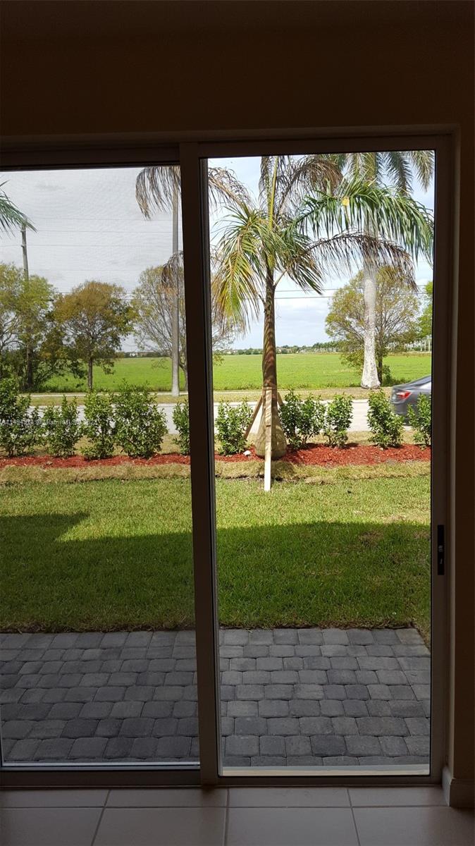 142 SE 28th Ter 7, Homestead, Florida 33033, 3 Bedrooms Bedrooms, ,2 BathroomsBathrooms,Residentiallease,For Rent,142 SE 28th Ter 7,A11494974