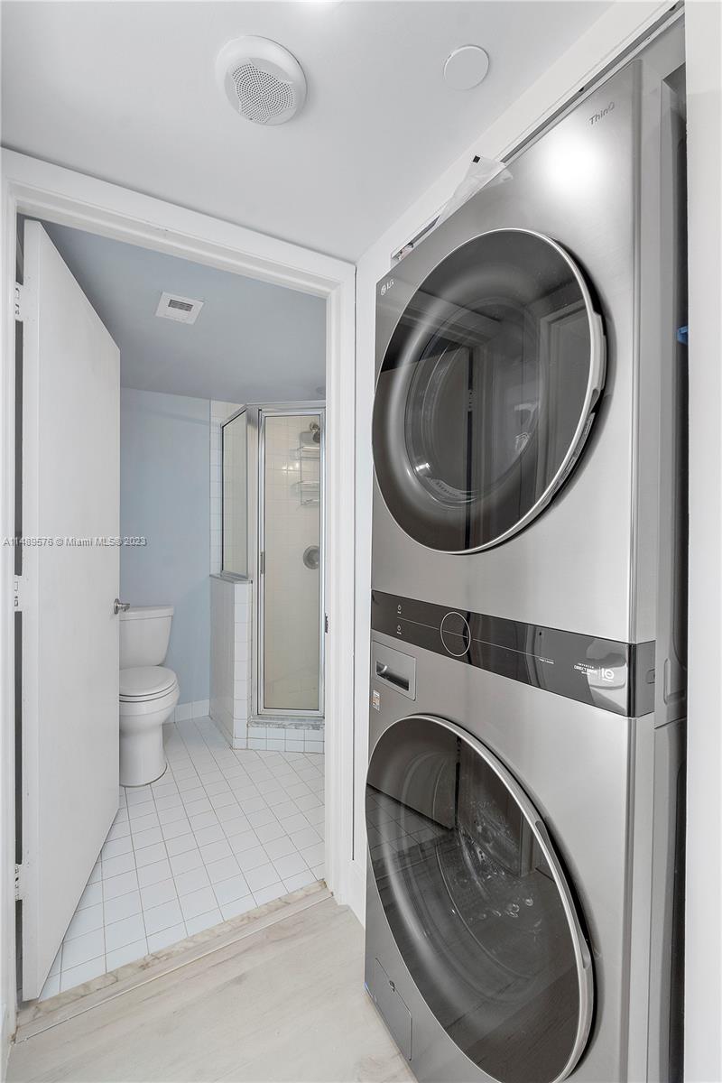 8911 Collins Ave 702, Surfside, Florida 33154, 2 Bedrooms Bedrooms, ,2 BathroomsBathrooms,Residentiallease,For Rent,8911 Collins Ave 702,A11489576