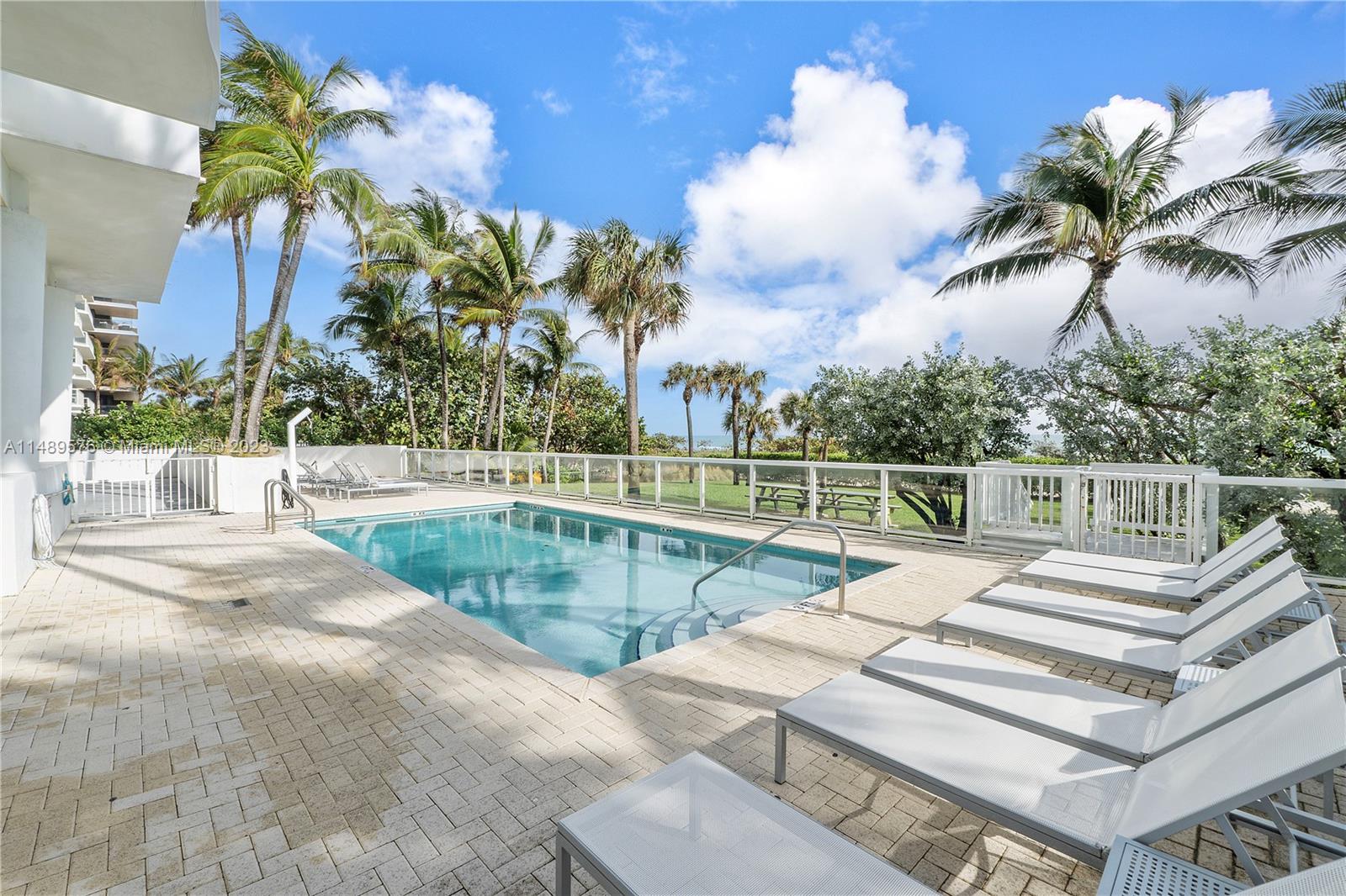8911 Collins Ave 702, Surfside, Florida 33154, 2 Bedrooms Bedrooms, ,2 BathroomsBathrooms,Residentiallease,For Rent,8911 Collins Ave 702,A11489576