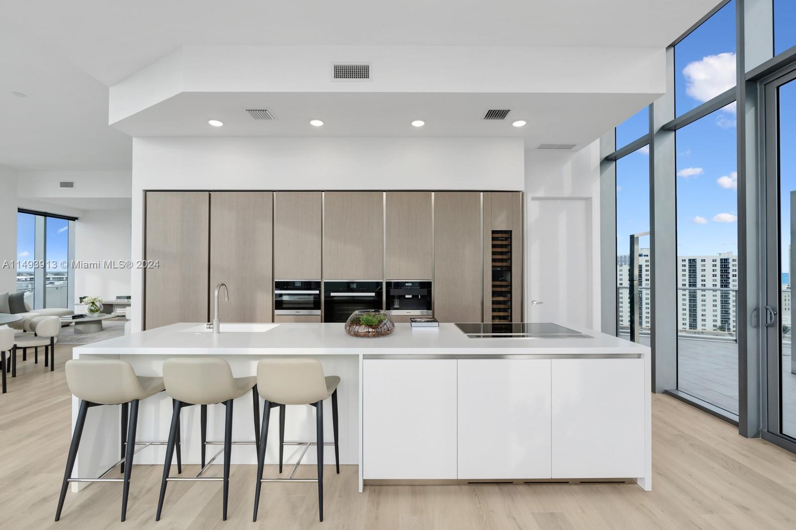 6800 Indian Creek Dr, Miami Beach, FL, 33141 United States, 3 Bedrooms Bedrooms, ,3 BathroomsBathrooms,Residential,For Sale,Indian Creek Dr,A11493913