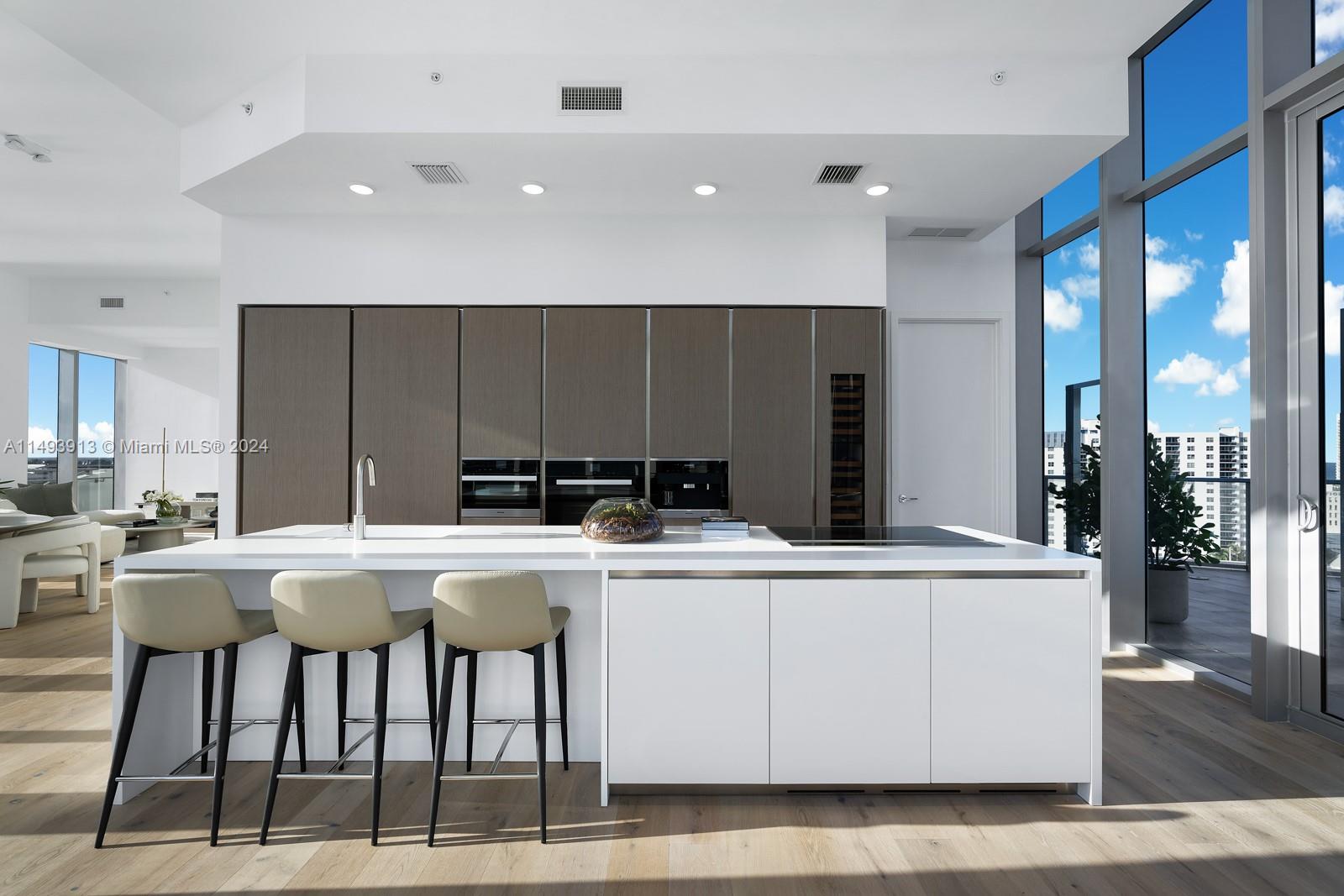 6800 Indian Creek Dr, Miami Beach, FL, 33141 United States, 3 Bedrooms Bedrooms, ,3 BathroomsBathrooms,Residential,For Sale,Indian Creek Dr,A11493913