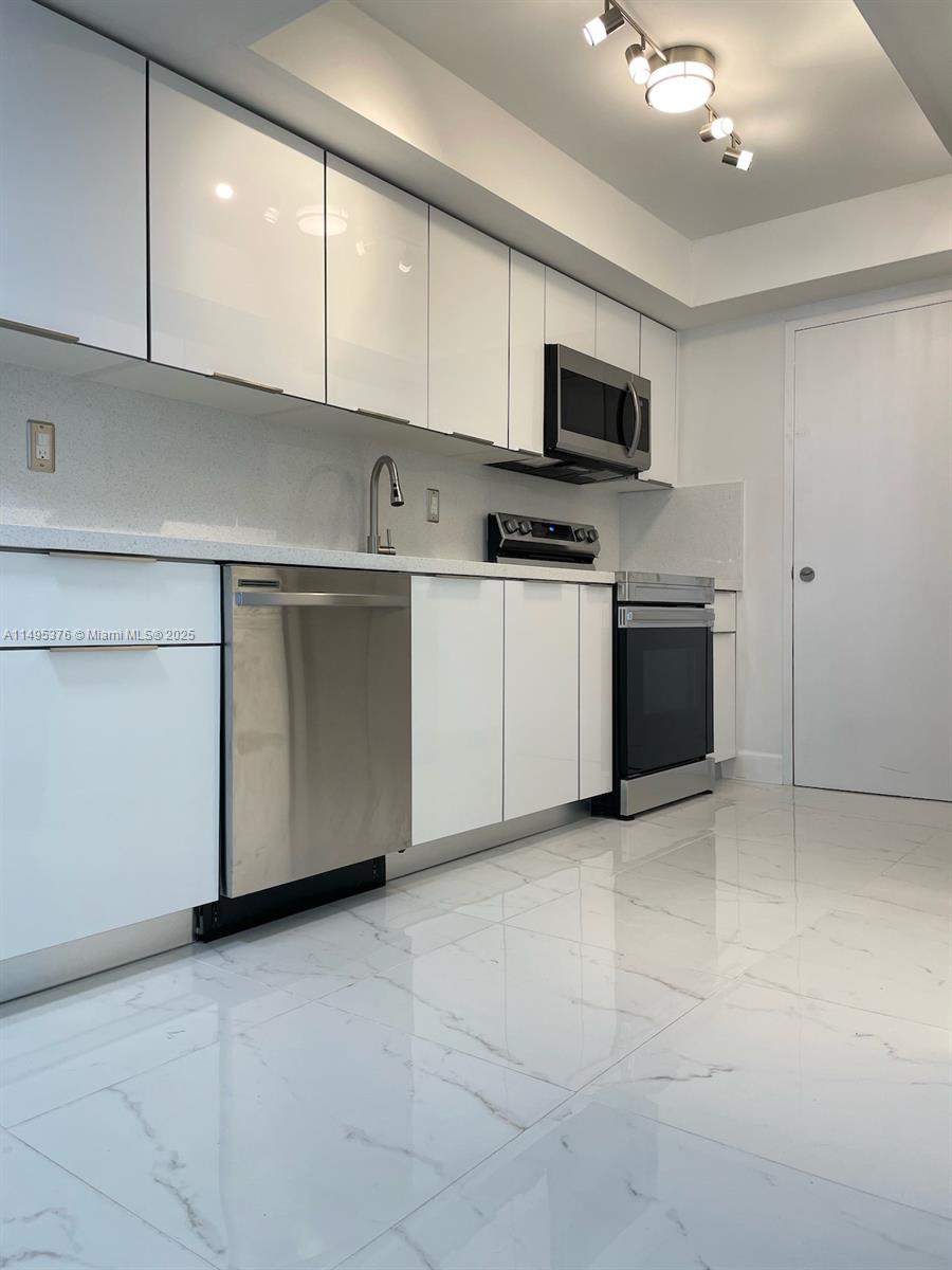 18041 Biscayne Boulv, Aventura, FL, 33160 United States, 2 Bedrooms Bedrooms, ,2 BathroomsBathrooms,Residential,For Sale,Biscayne Boulv,A11495376
