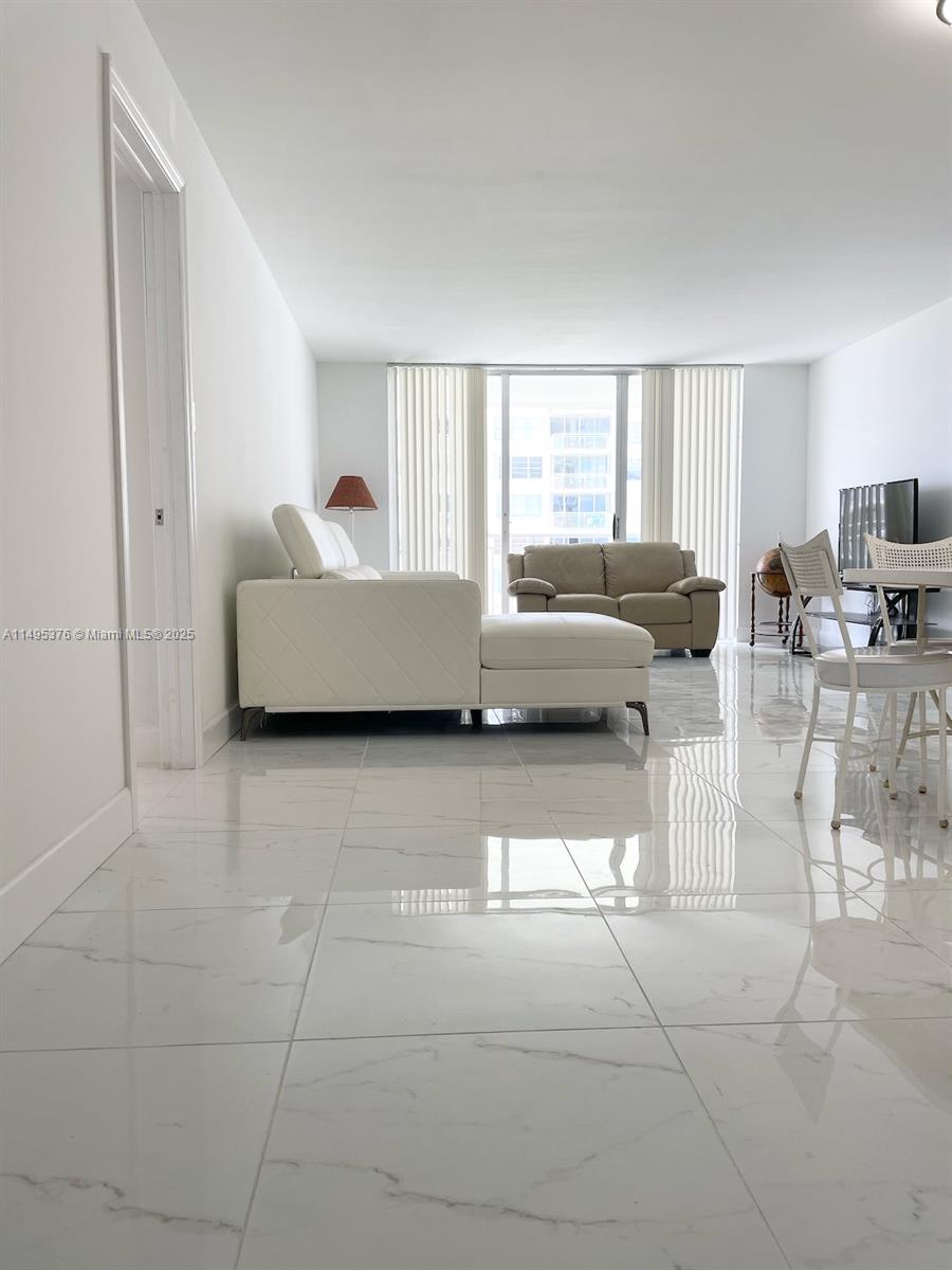 18041 Biscayne Boulv, Aventura, FL, 33160 United States, 2 Bedrooms Bedrooms, ,2 BathroomsBathrooms,Residential,For Sale,Biscayne Boulv,A11495376