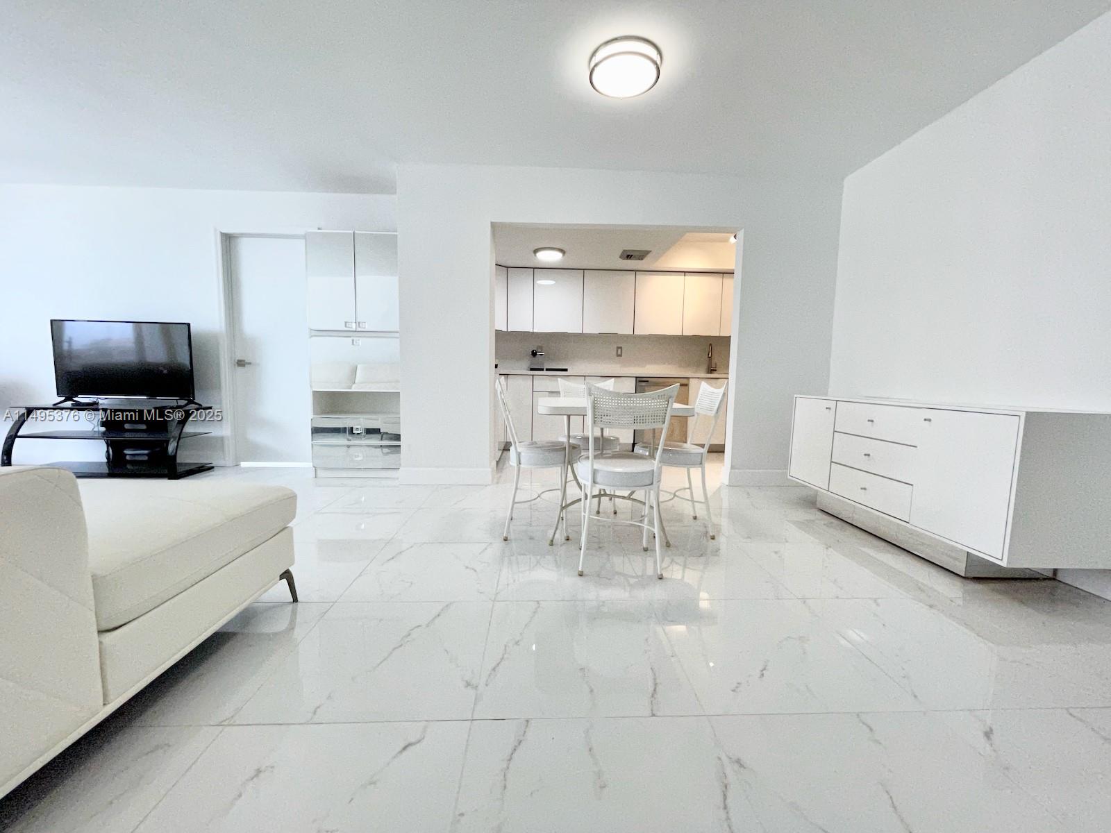 18041 Biscayne Boulv, Aventura, FL, 33160 United States, 2 Bedrooms Bedrooms, ,2 BathroomsBathrooms,Residential,For Sale,Biscayne Boulv,A11495376