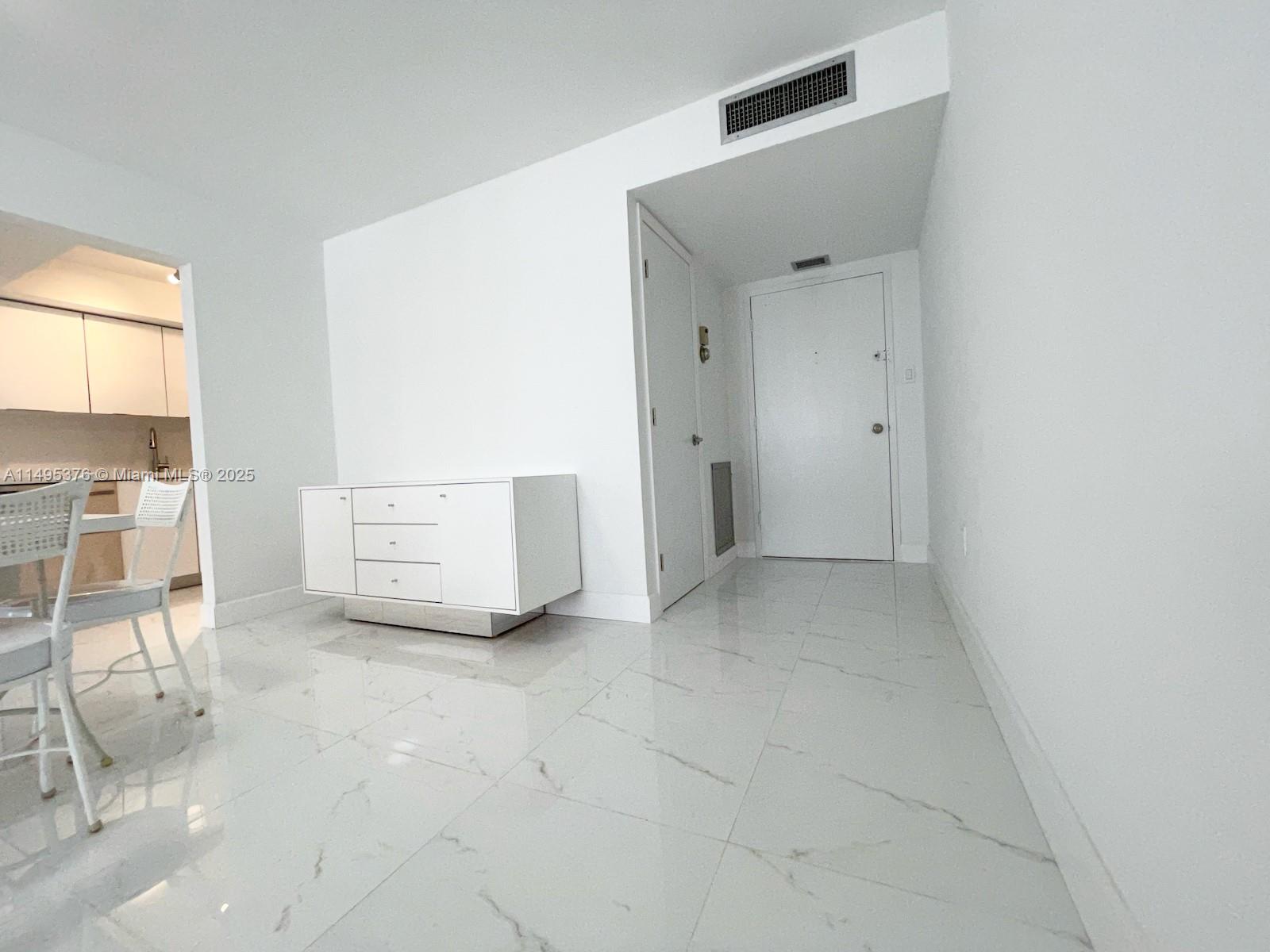 18041 Biscayne Boulv, Aventura, FL, 33160 United States, 2 Bedrooms Bedrooms, ,2 BathroomsBathrooms,Residential,For Sale,Biscayne Boulv,A11495376