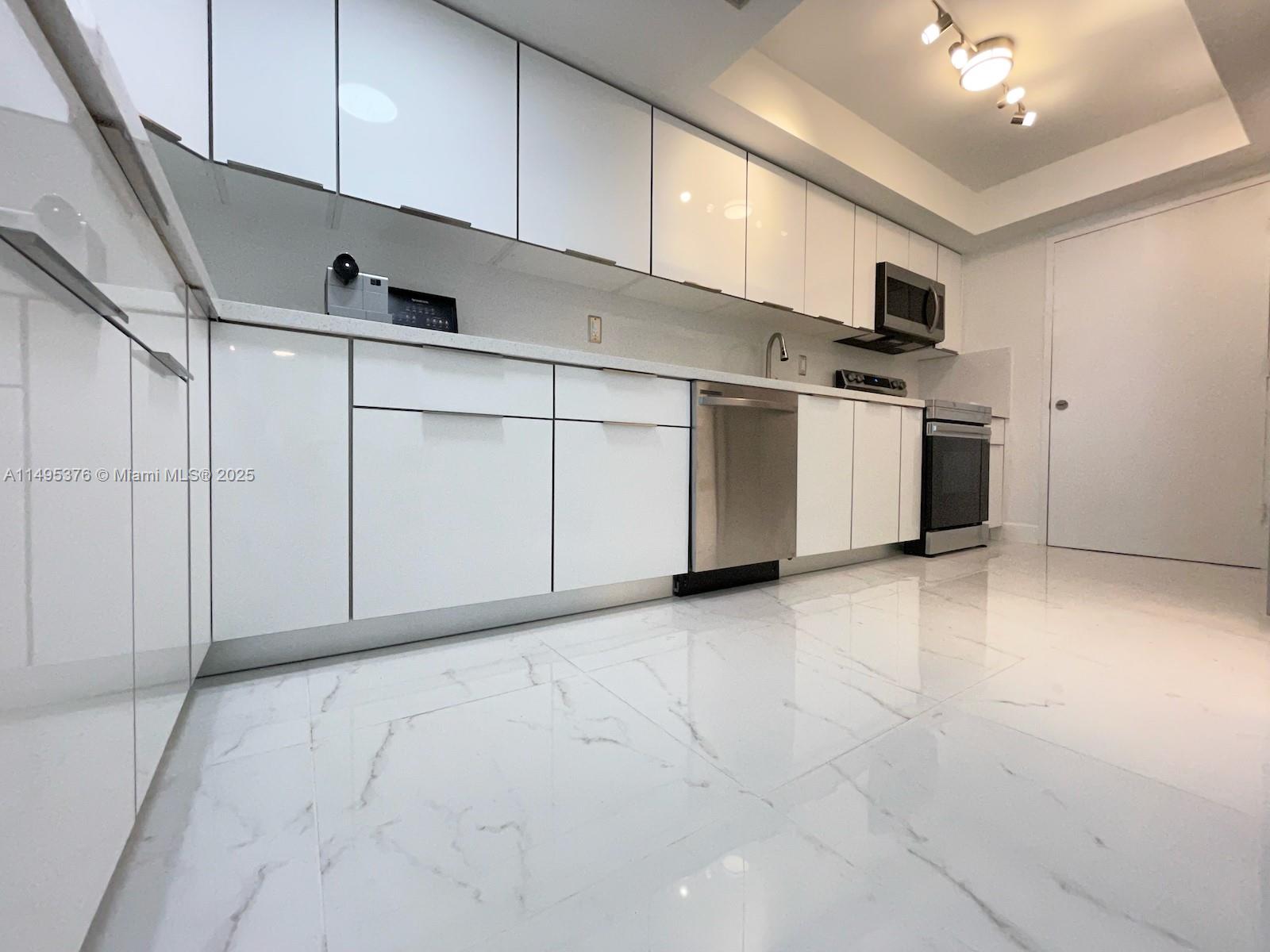 18041 Biscayne Boulv, Aventura, FL, 33160 United States, 2 Bedrooms Bedrooms, ,2 BathroomsBathrooms,Residential,For Sale,Biscayne Boulv,A11495376