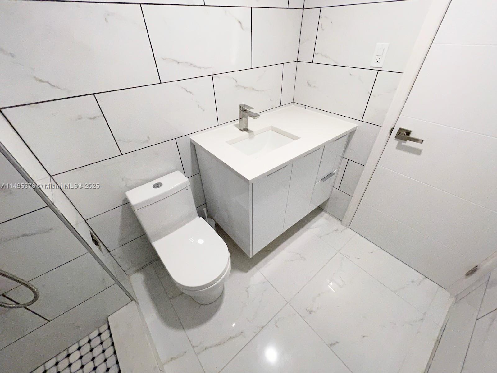 18041 Biscayne Boulv, Aventura, FL, 33160 United States, 2 Bedrooms Bedrooms, ,2 BathroomsBathrooms,Residential,For Sale,Biscayne Boulv,A11495376