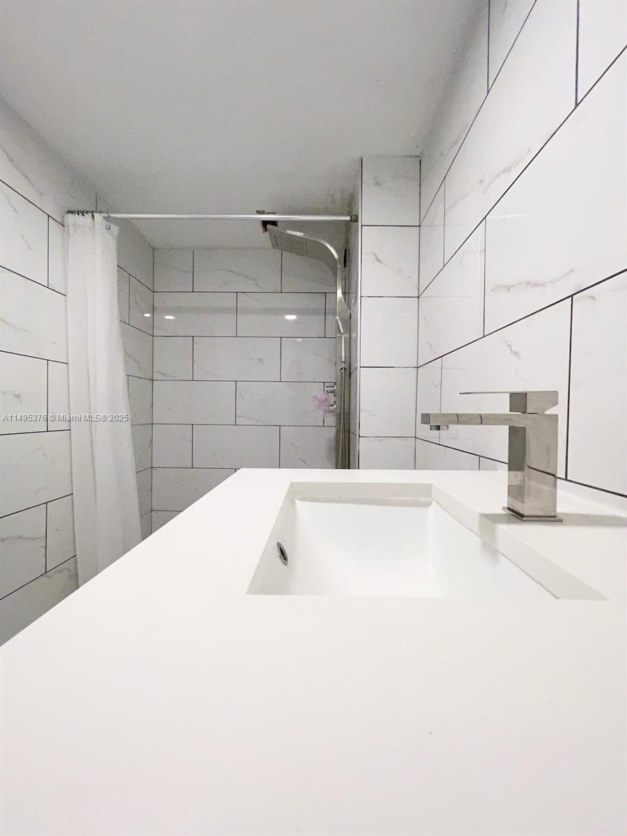 18041 Biscayne Boulv, Aventura, FL, 33160 United States, 2 Bedrooms Bedrooms, ,2 BathroomsBathrooms,Residential,For Sale,Biscayne Boulv,A11495376