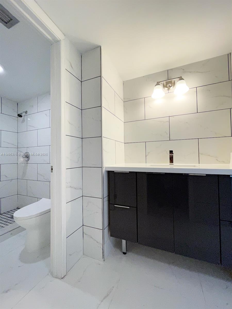 18041 Biscayne Boulv, Aventura, FL, 33160 United States, 2 Bedrooms Bedrooms, ,2 BathroomsBathrooms,Residential,For Sale,Biscayne Boulv,A11495376