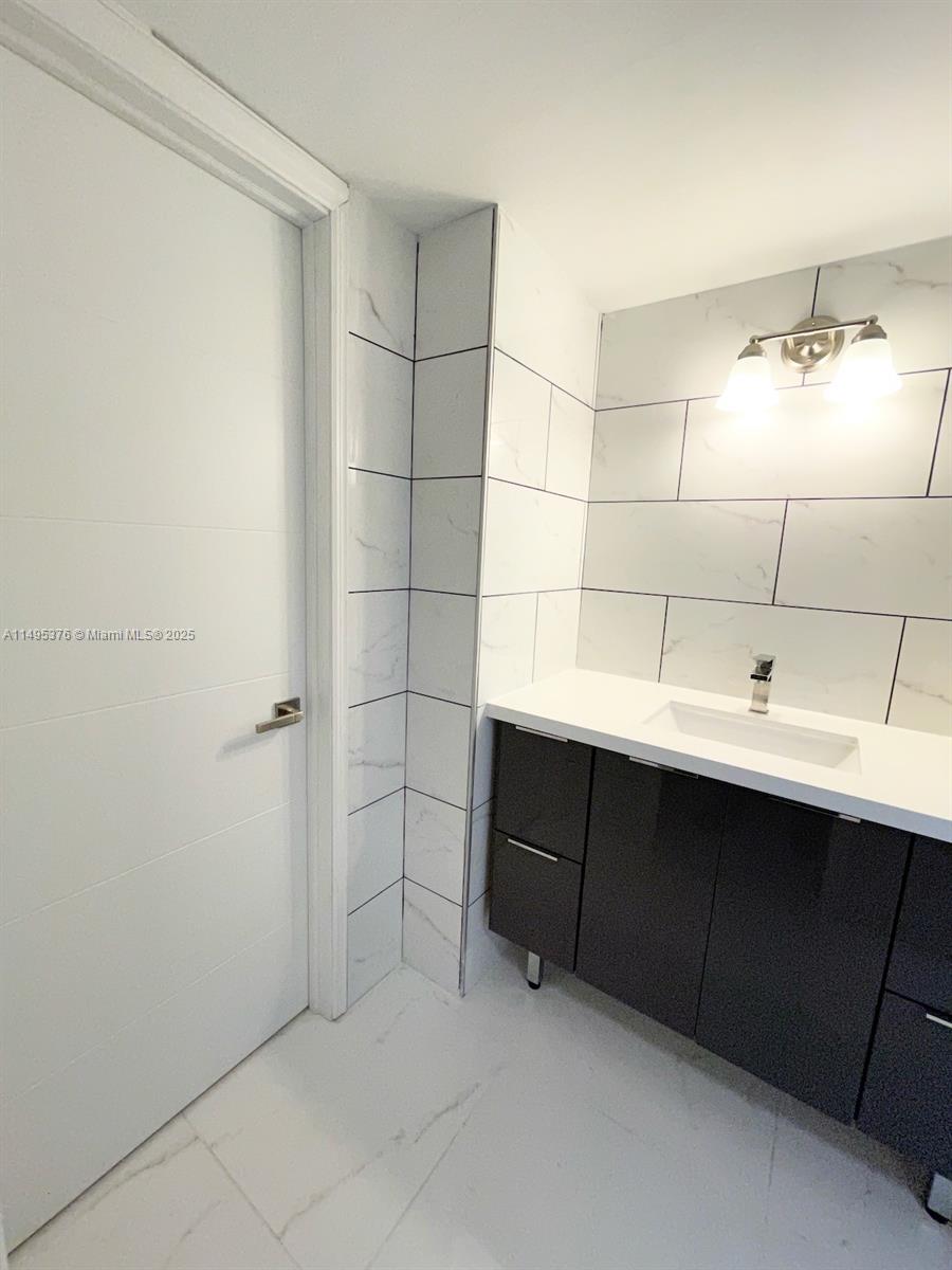 18041 Biscayne Boulv, Aventura, FL, 33160 United States, 2 Bedrooms Bedrooms, ,2 BathroomsBathrooms,Residential,For Sale,Biscayne Boulv,A11495376