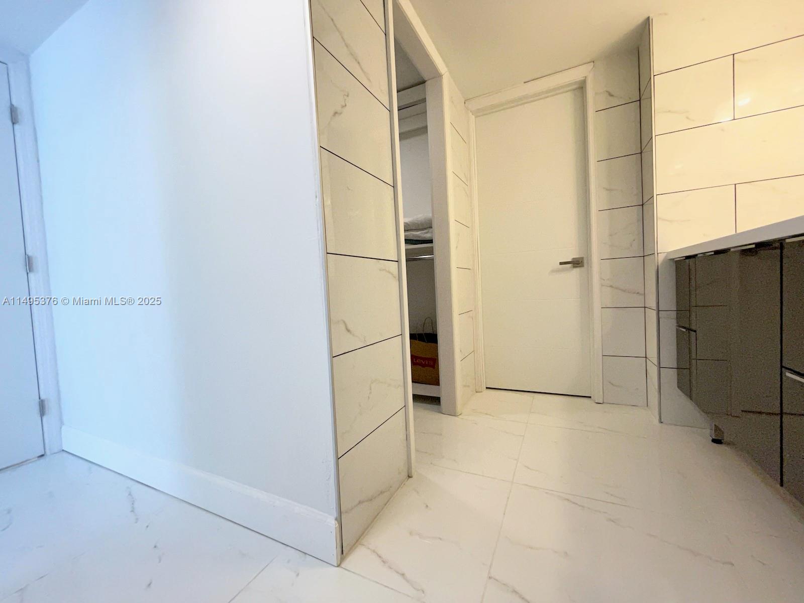 18041 Biscayne Boulv, Aventura, FL, 33160 United States, 2 Bedrooms Bedrooms, ,2 BathroomsBathrooms,Residential,For Sale,Biscayne Boulv,A11495376