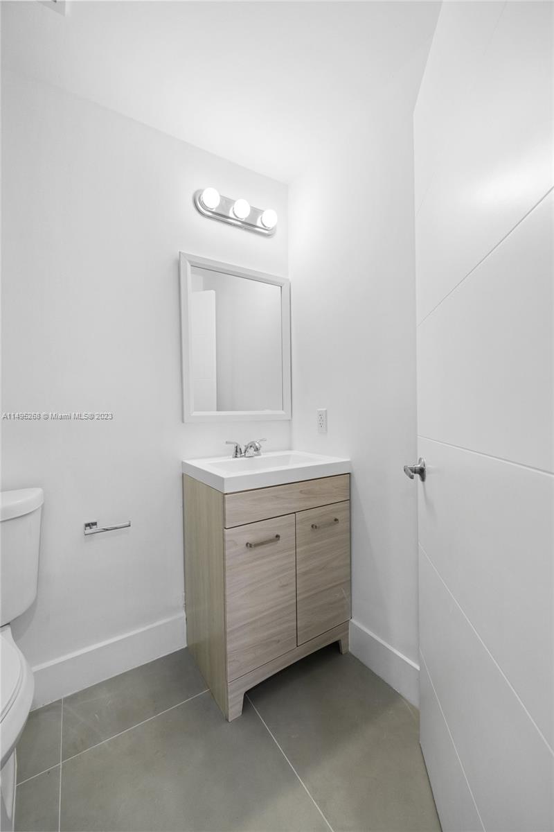 1721 SW 13th St APT 1, Miami, Florida 33145, 2 Bedrooms Bedrooms, ,1 BathroomBathrooms,Residentiallease,For Rent,1721 SW 13th St APT 1,A11495268