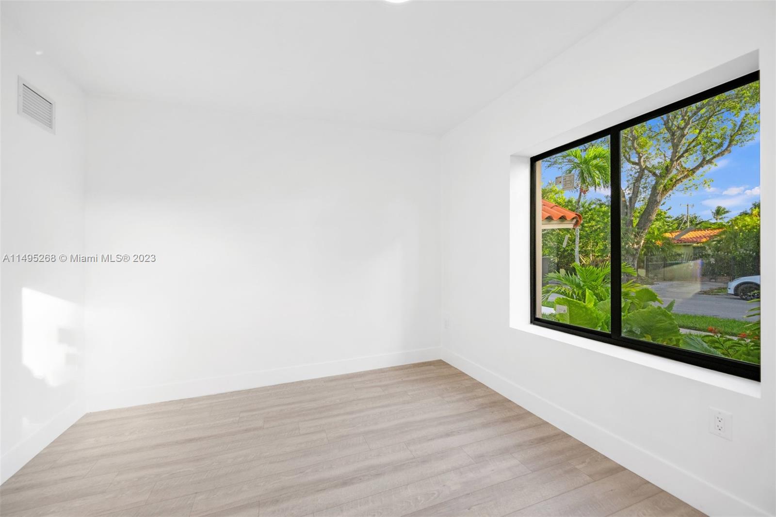 1721 SW 13th St APT 1, Miami, Florida 33145, 2 Bedrooms Bedrooms, ,1 BathroomBathrooms,Residentiallease,For Rent,1721 SW 13th St APT 1,A11495268