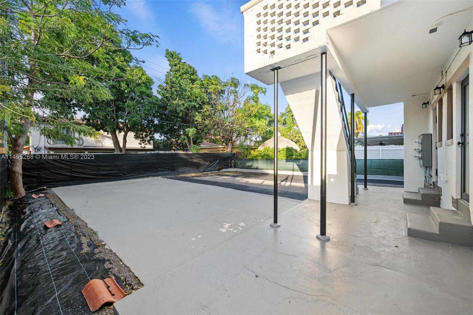 1721 SW 13th St APT 1, Miami, Florida 33145, 2 Bedrooms Bedrooms, ,1 BathroomBathrooms,Residentiallease,For Rent,1721 SW 13th St APT 1,A11495268