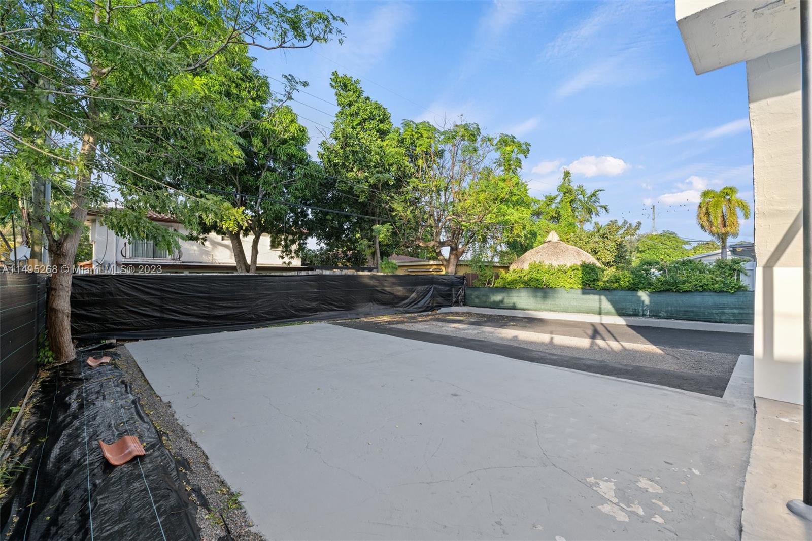 1721 SW 13th St APT 1, Miami, Florida 33145, 2 Bedrooms Bedrooms, ,1 BathroomBathrooms,Residentiallease,For Rent,1721 SW 13th St APT 1,A11495268