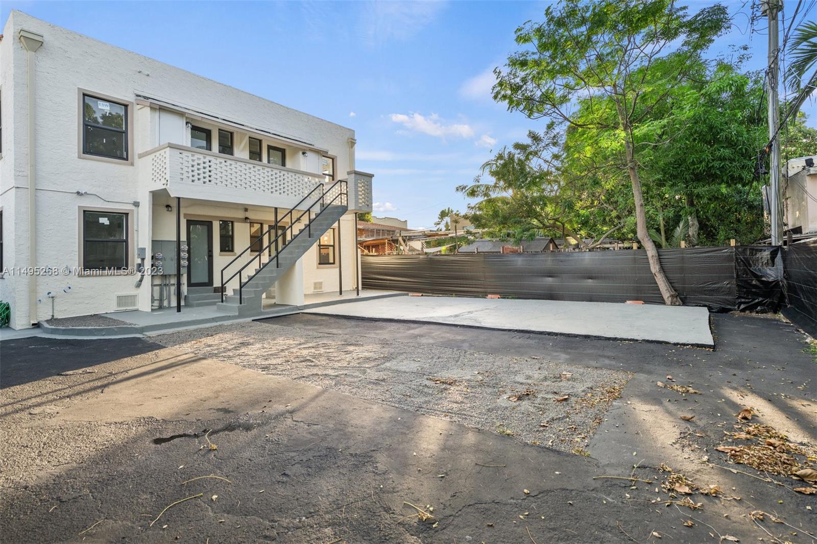 1721 SW 13th St APT 1, Miami, Florida 33145, 2 Bedrooms Bedrooms, ,1 BathroomBathrooms,Residentiallease,For Rent,1721 SW 13th St APT 1,A11495268