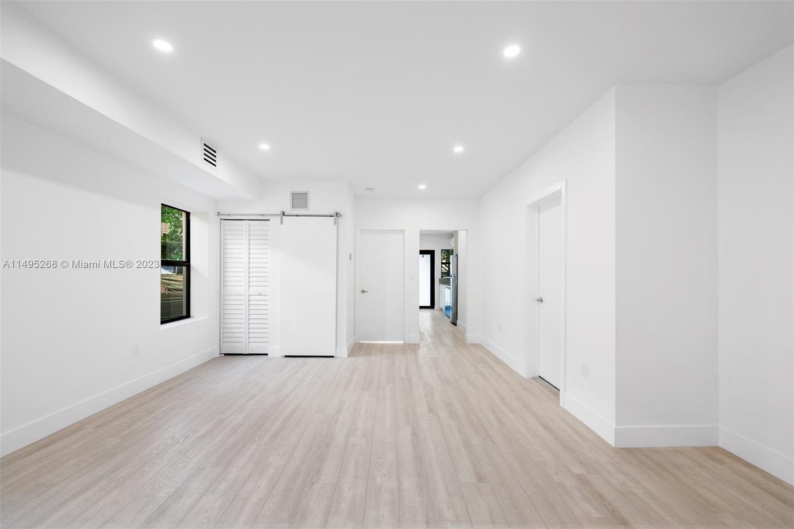 1721 SW 13th St APT 1, Miami, Florida 33145, 2 Bedrooms Bedrooms, ,1 BathroomBathrooms,Residentiallease,For Rent,1721 SW 13th St APT 1,A11495268