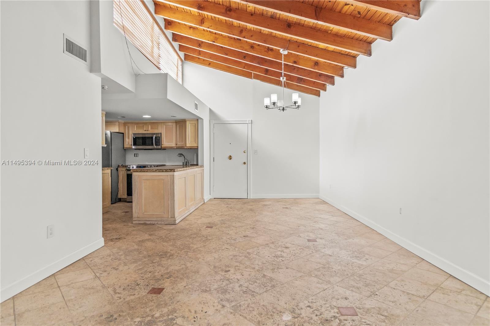 5201 Orduna Dr 13, Coral Gables, Florida 33146, 2 Bedrooms Bedrooms, ,2 BathroomsBathrooms,Residential,For Sale,5201 Orduna Dr 13,A11495394