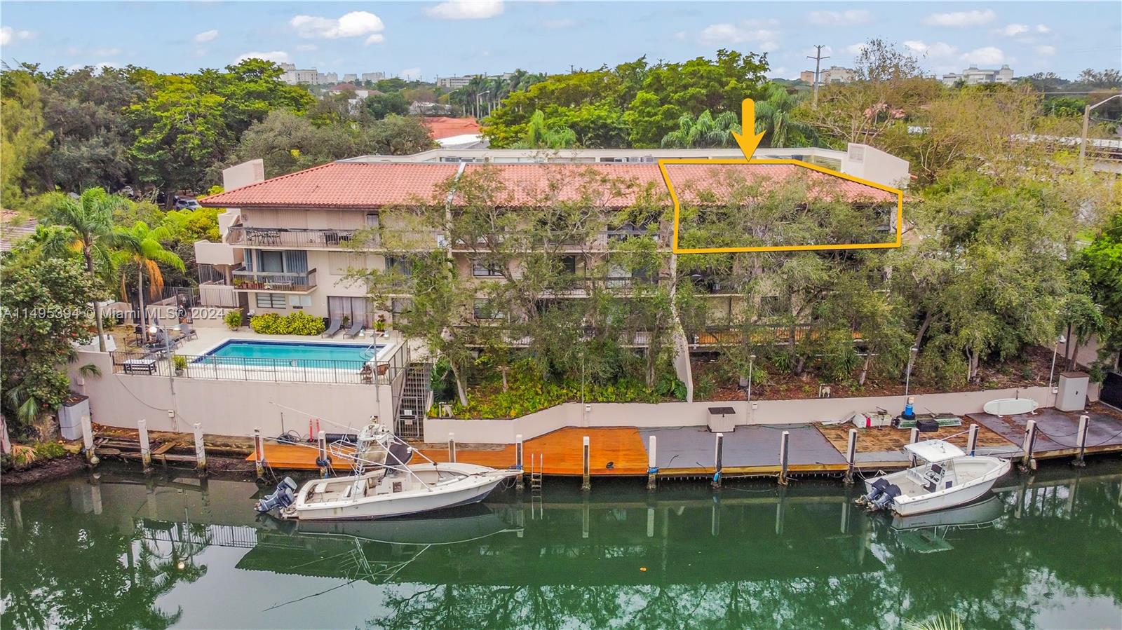 5201 Orduna Dr 13, Coral Gables, Florida 33146, 2 Bedrooms Bedrooms, ,2 BathroomsBathrooms,Residential,For Sale,5201 Orduna Dr 13,A11495394