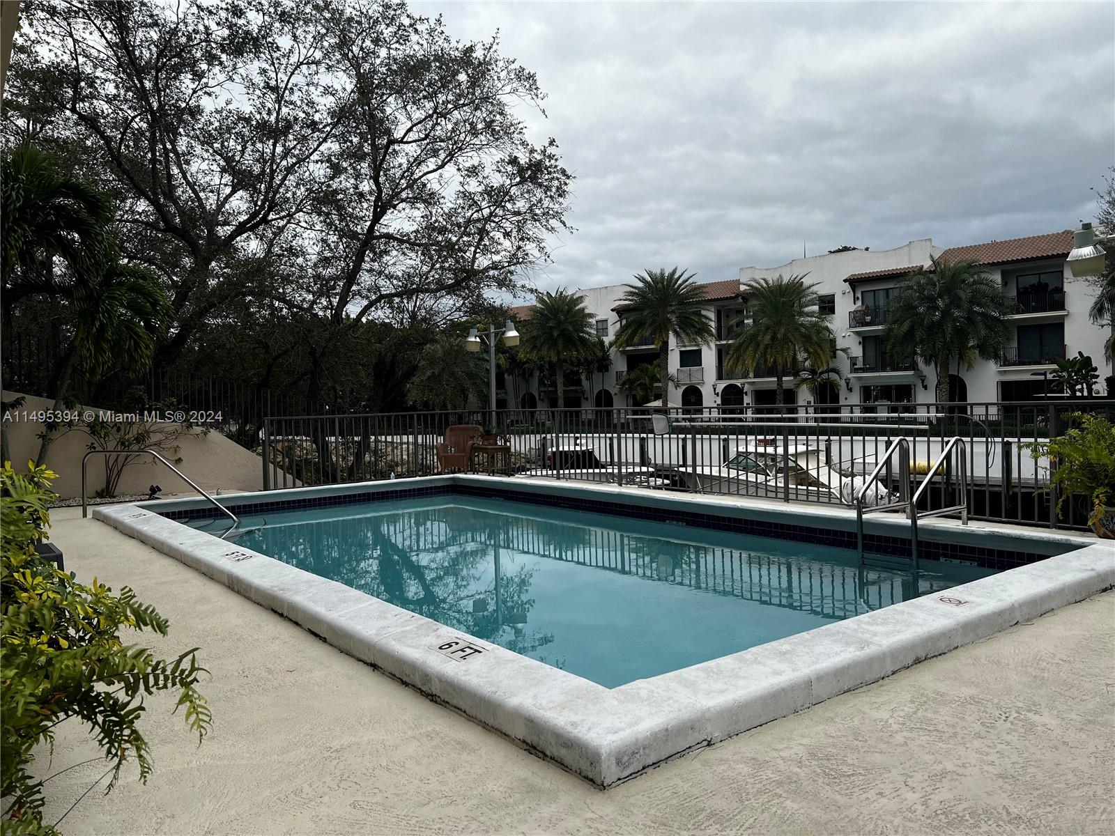 5201 Orduna Dr 13, Coral Gables, Florida 33146, 2 Bedrooms Bedrooms, ,2 BathroomsBathrooms,Residential,For Sale,5201 Orduna Dr 13,A11495394