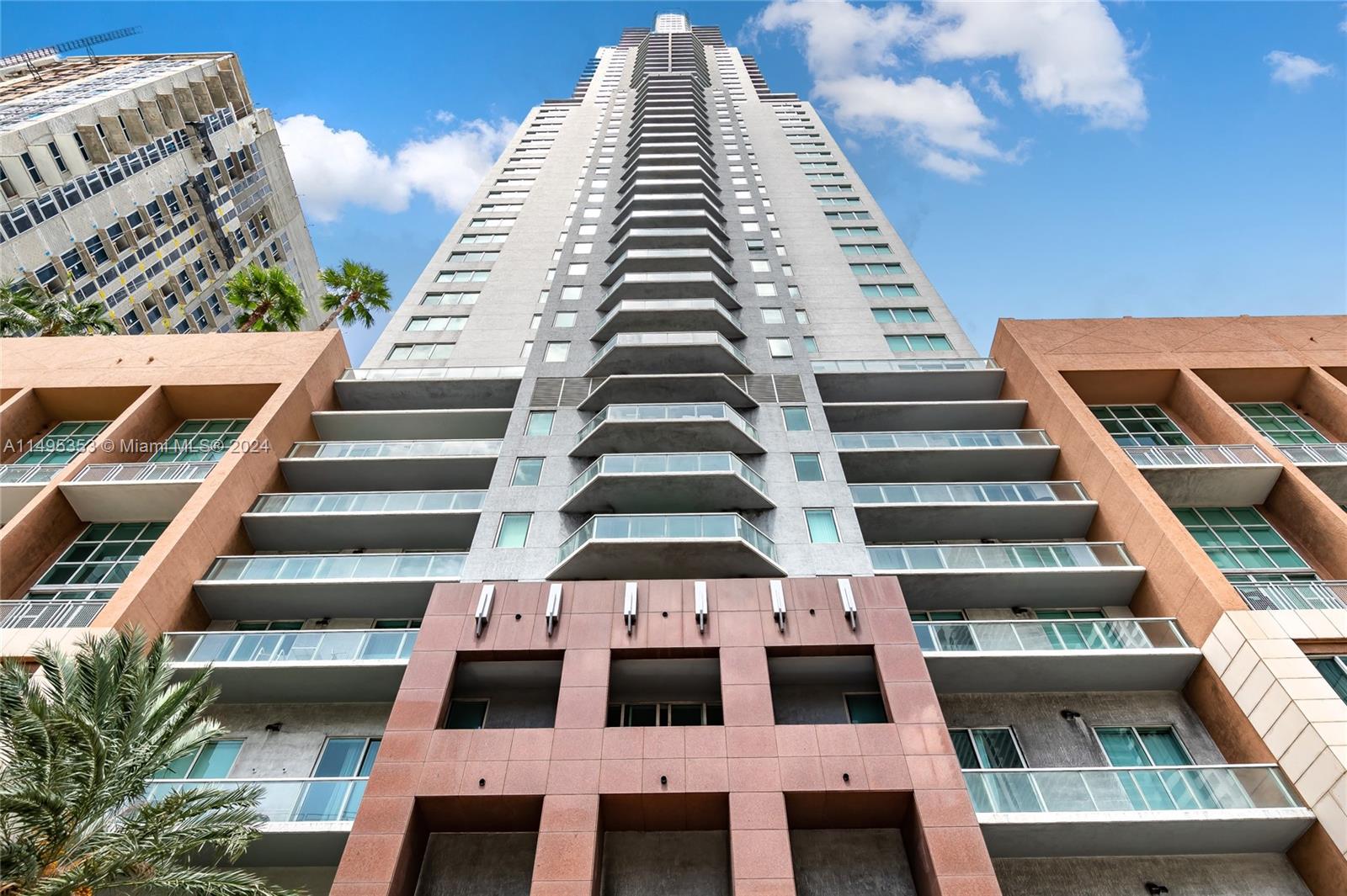 244 Biscayne Blvd 910, Miami, Florida 33132, 2 Bedrooms Bedrooms, ,2 BathroomsBathrooms,Residential,For Sale,244 Biscayne Blvd 910,A11495353