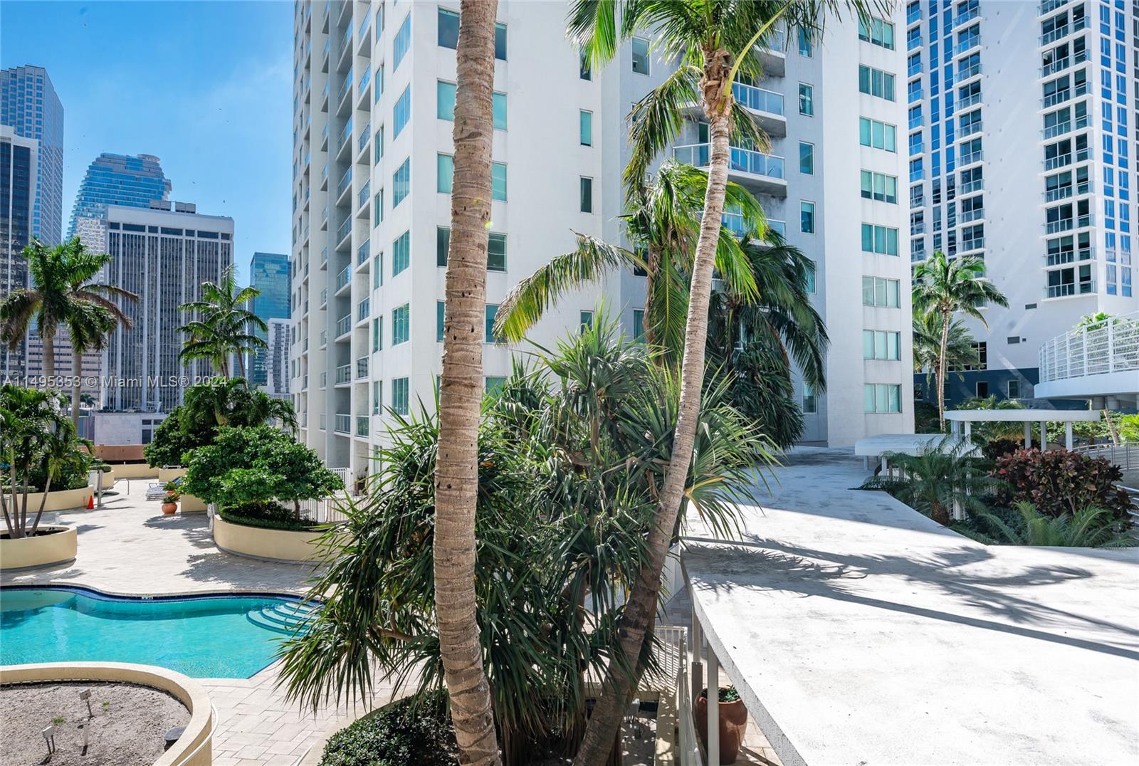 244 Biscayne Blvd 910, Miami, Florida 33132, 2 Bedrooms Bedrooms, ,2 BathroomsBathrooms,Residential,For Sale,244 Biscayne Blvd 910,A11495353