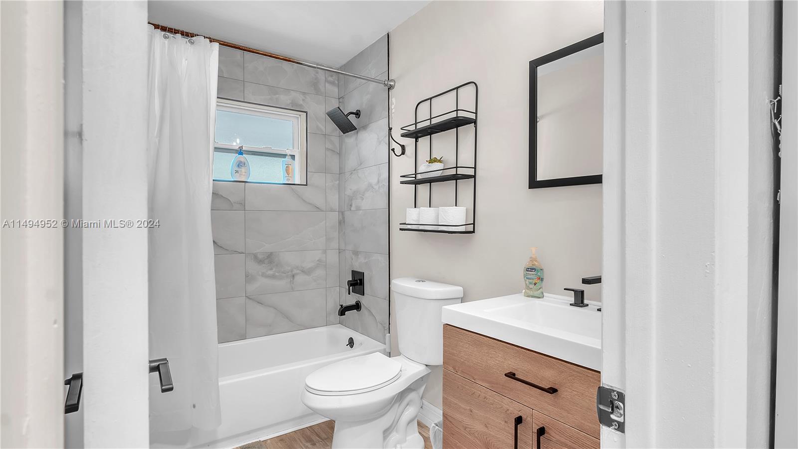 4740 18th Ave, Fort Lauderdale, FL, 33334 United States, 3 Bedrooms Bedrooms, ,2 BathroomsBathrooms,Residential,For Sale,18th Ave,A11494952