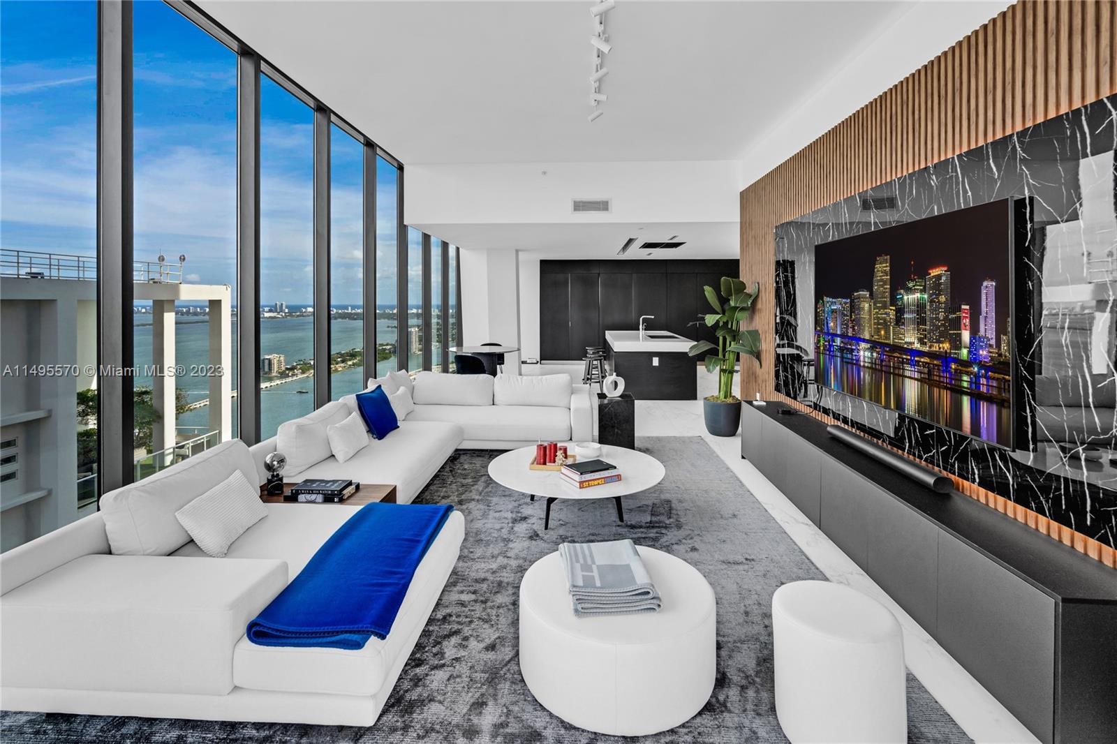 1000 Biscayne Blvd 4902, Miami, Florida 33132, 4 Bedrooms Bedrooms, ,5 BathroomsBathrooms,Residentiallease,For Rent,1000 Biscayne Blvd 4902,A11495570