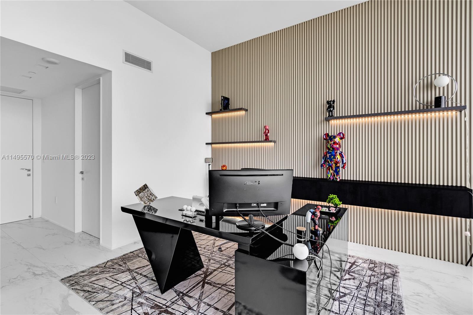 1000 Biscayne Blvd 4902, Miami, Florida 33132, 4 Bedrooms Bedrooms, ,5 BathroomsBathrooms,Residentiallease,For Rent,1000 Biscayne Blvd 4902,A11495570